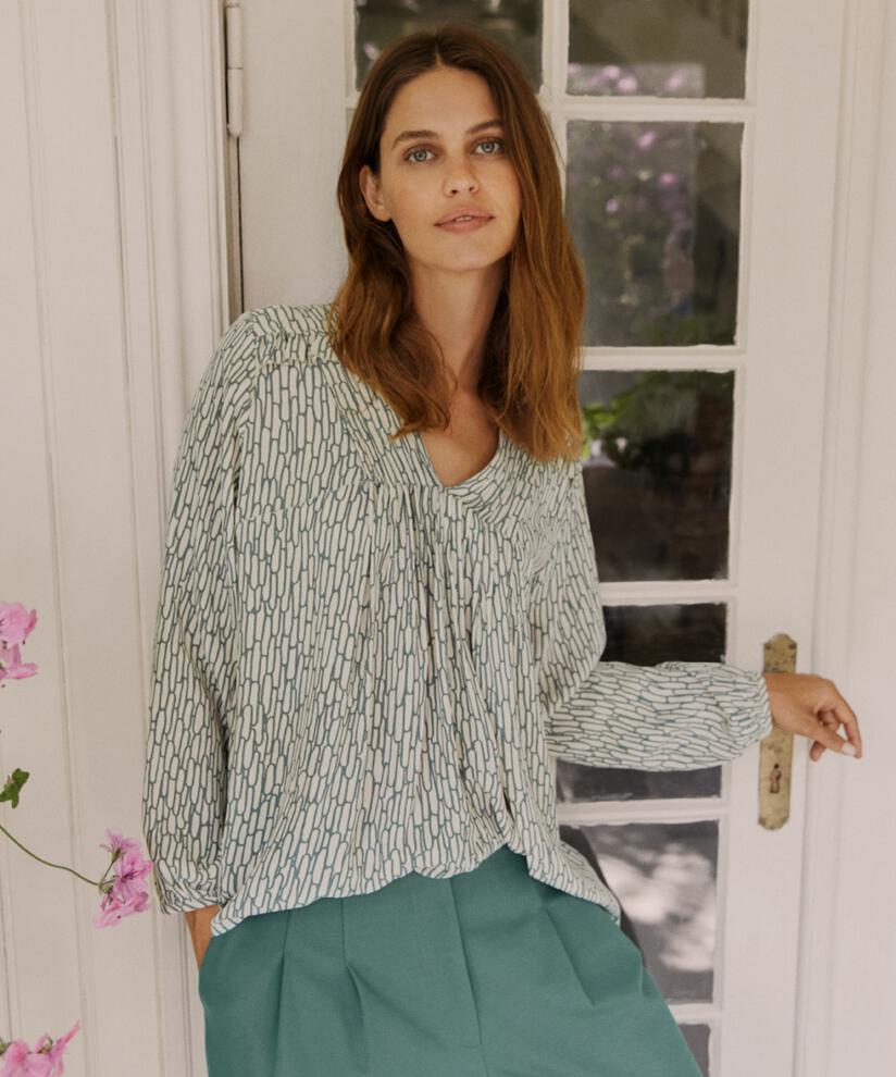 blouse en viscose avec col en V et mollet, Balsam Green