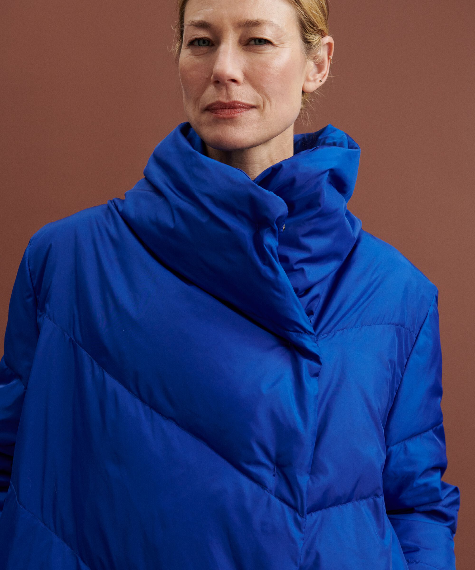 manteau en duvet avec col montant, Surf the web