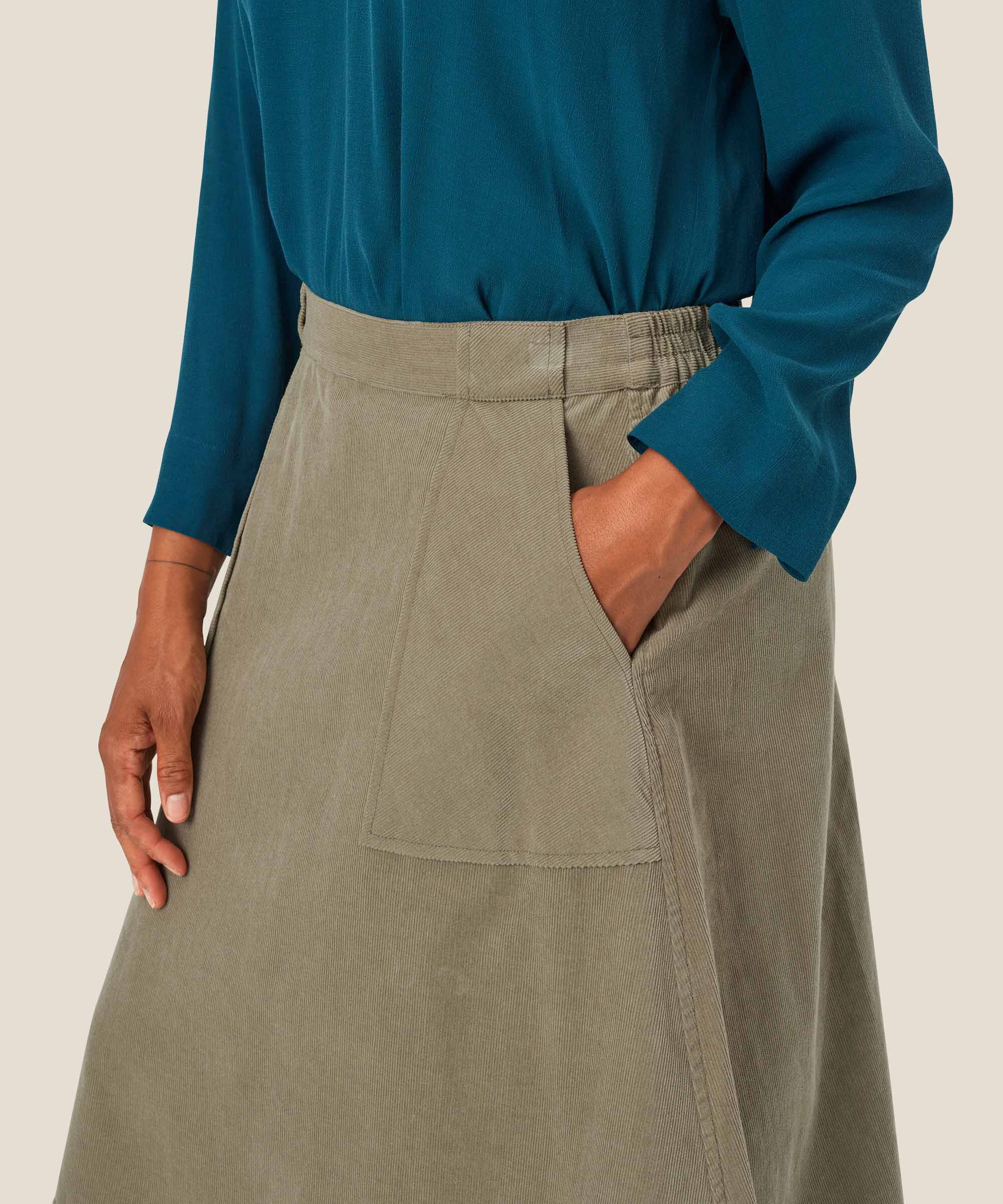 jupe en velours avec élastique au dos, Vetiver