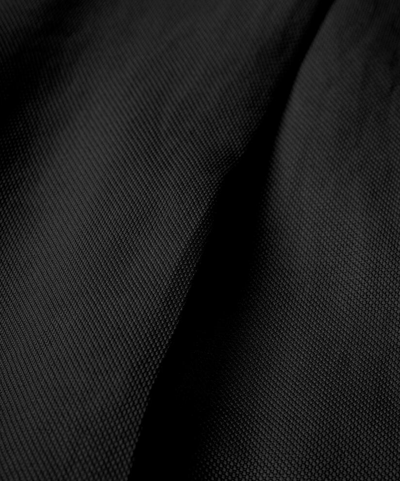 short avec poches et élastique au dos, Black