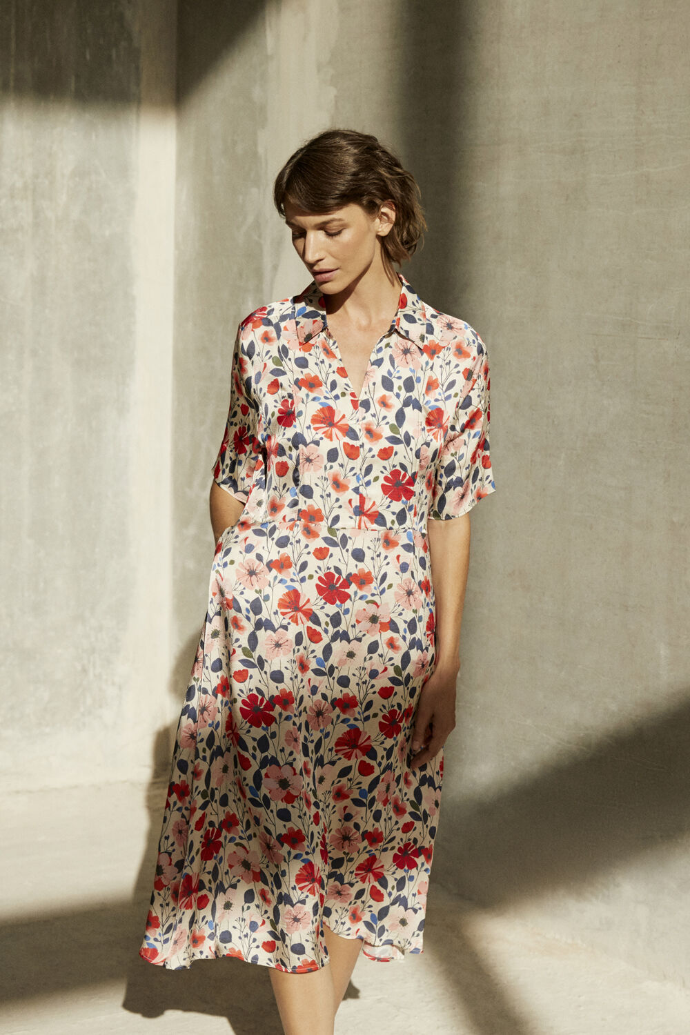 robe en viscose &agrave; fleurs - Poinsettia