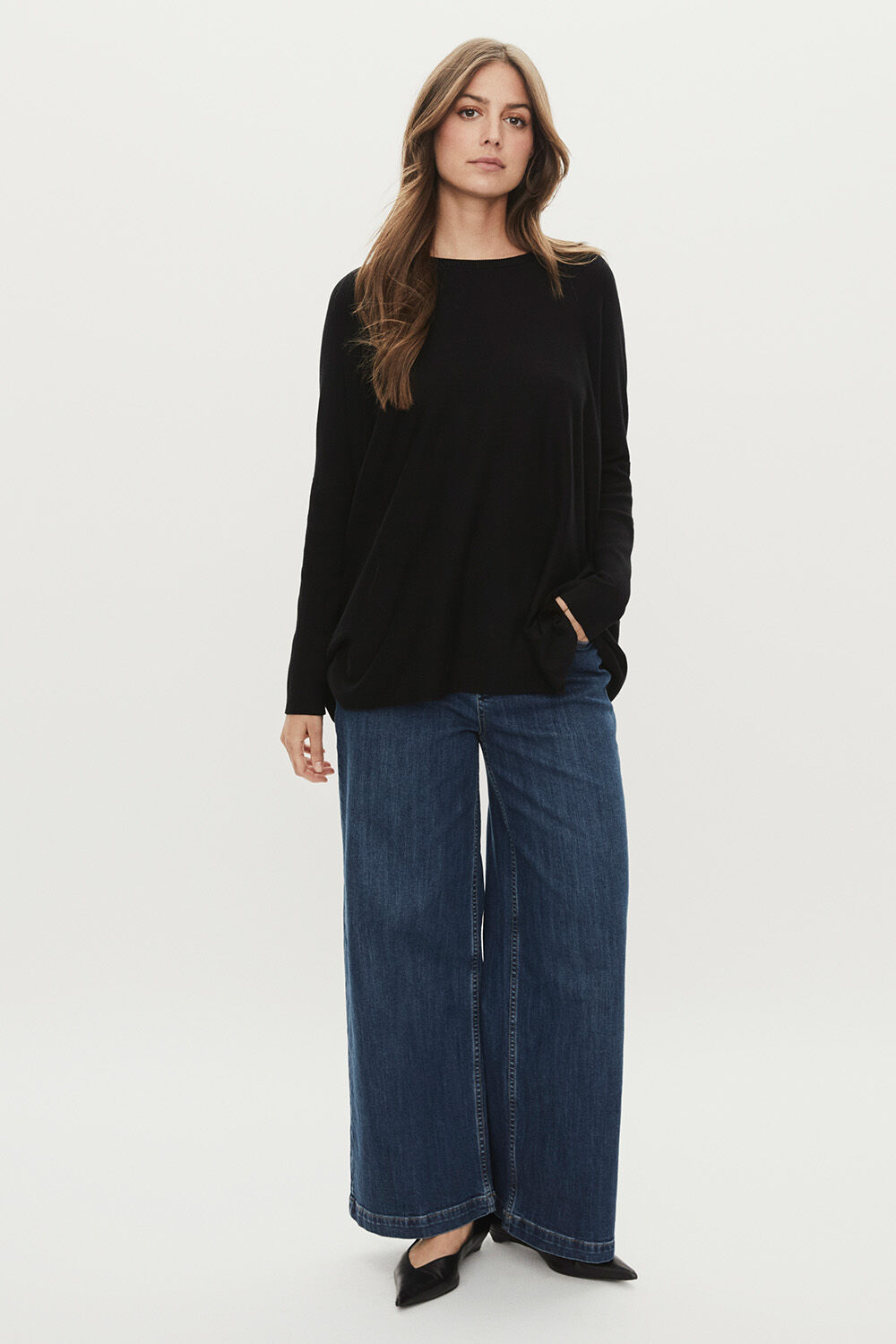 jean extensible &agrave; jambes larges - Blue Denim, Pull Oversize &Agrave; Manches &Eacute;troites - Black
