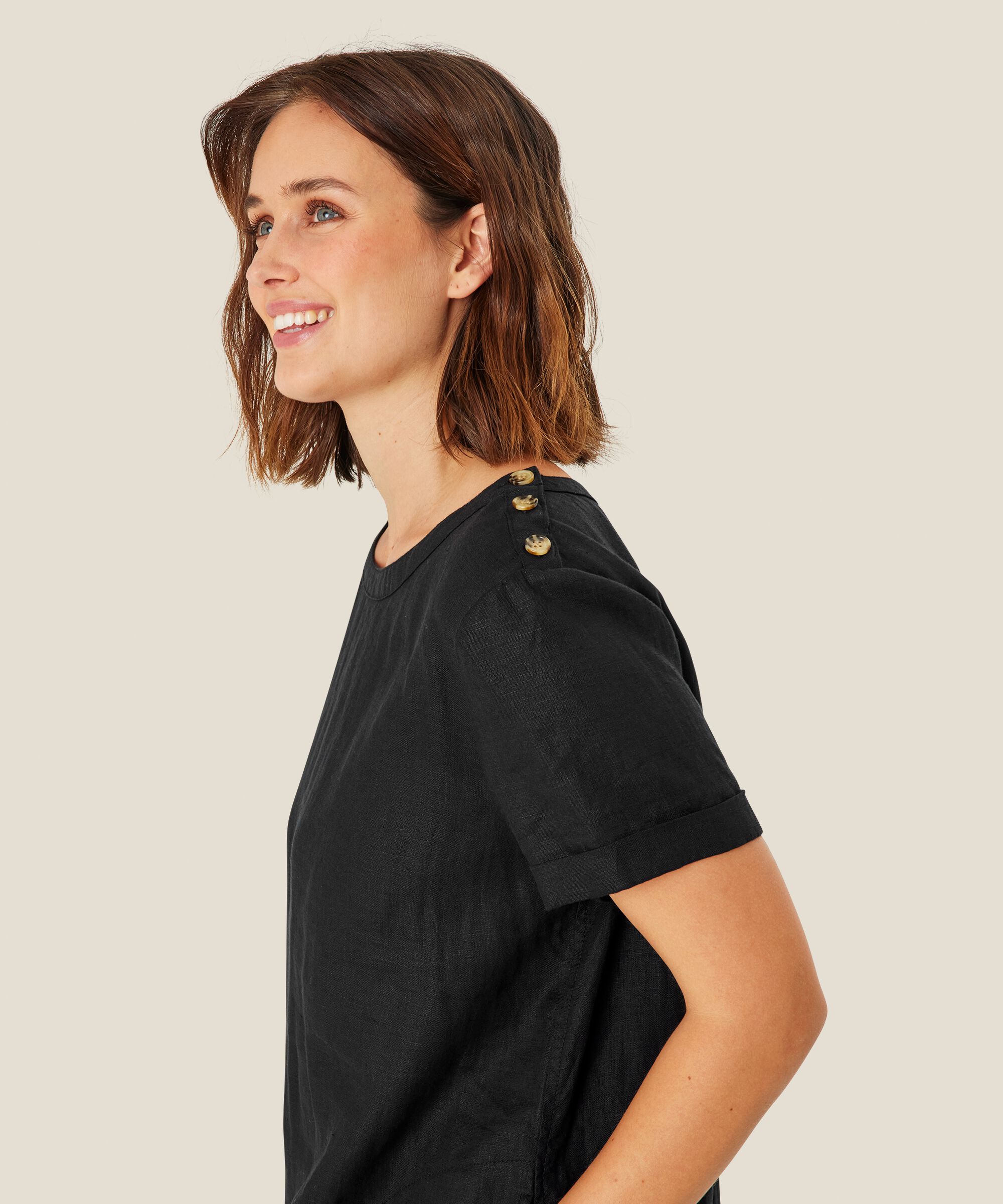 robe à manches courtes en lin avec bouton, Black