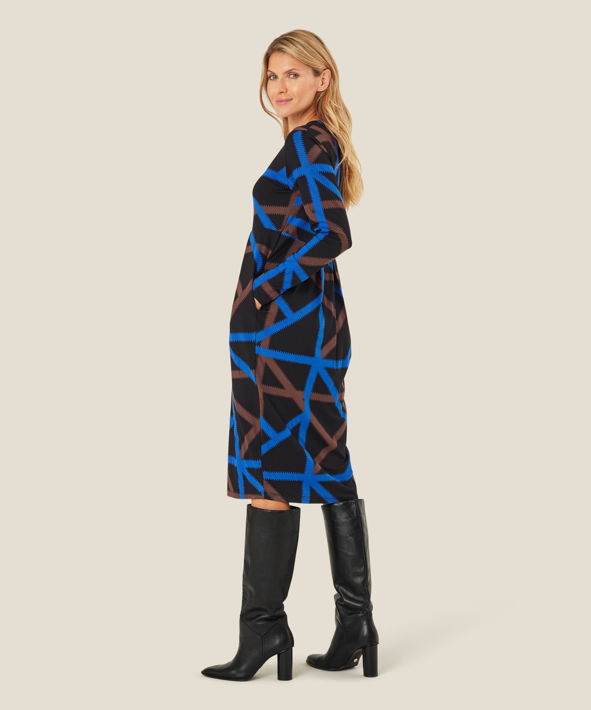 robe tulipe en jersey, Surf the web