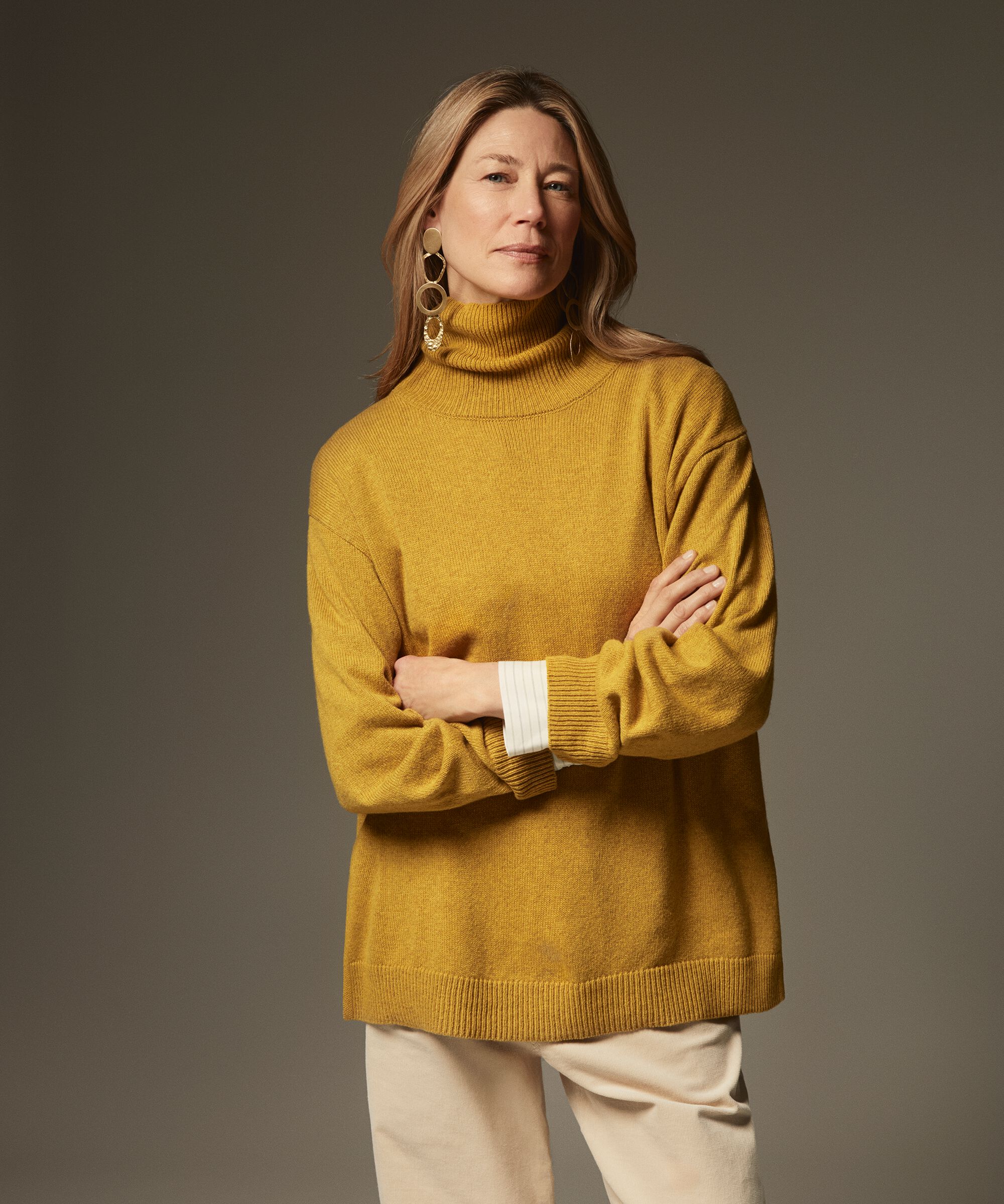 pull à col roulé avec fente latérale, Golden Green