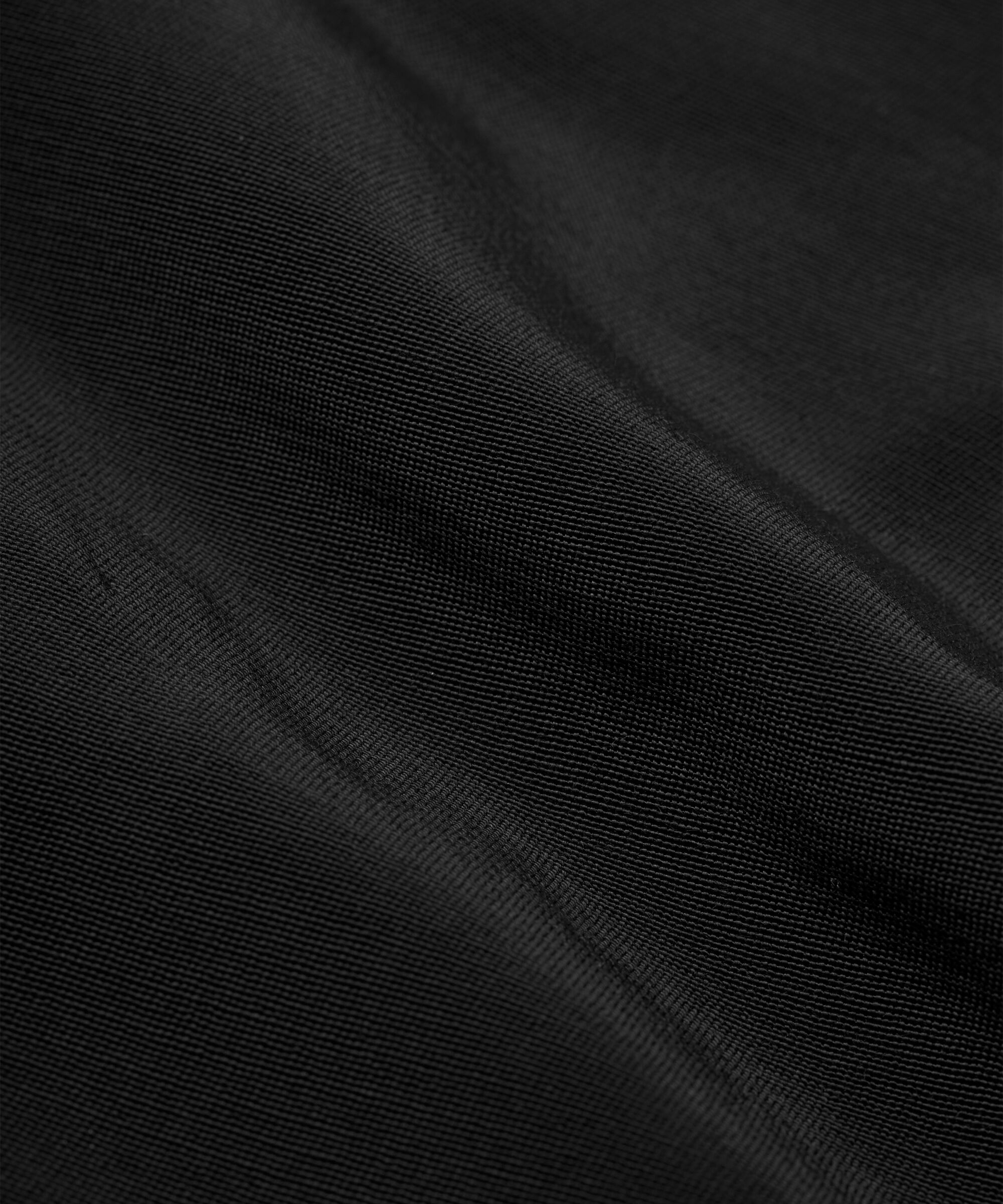 robe en viscose à col rond et manches courtes, Black