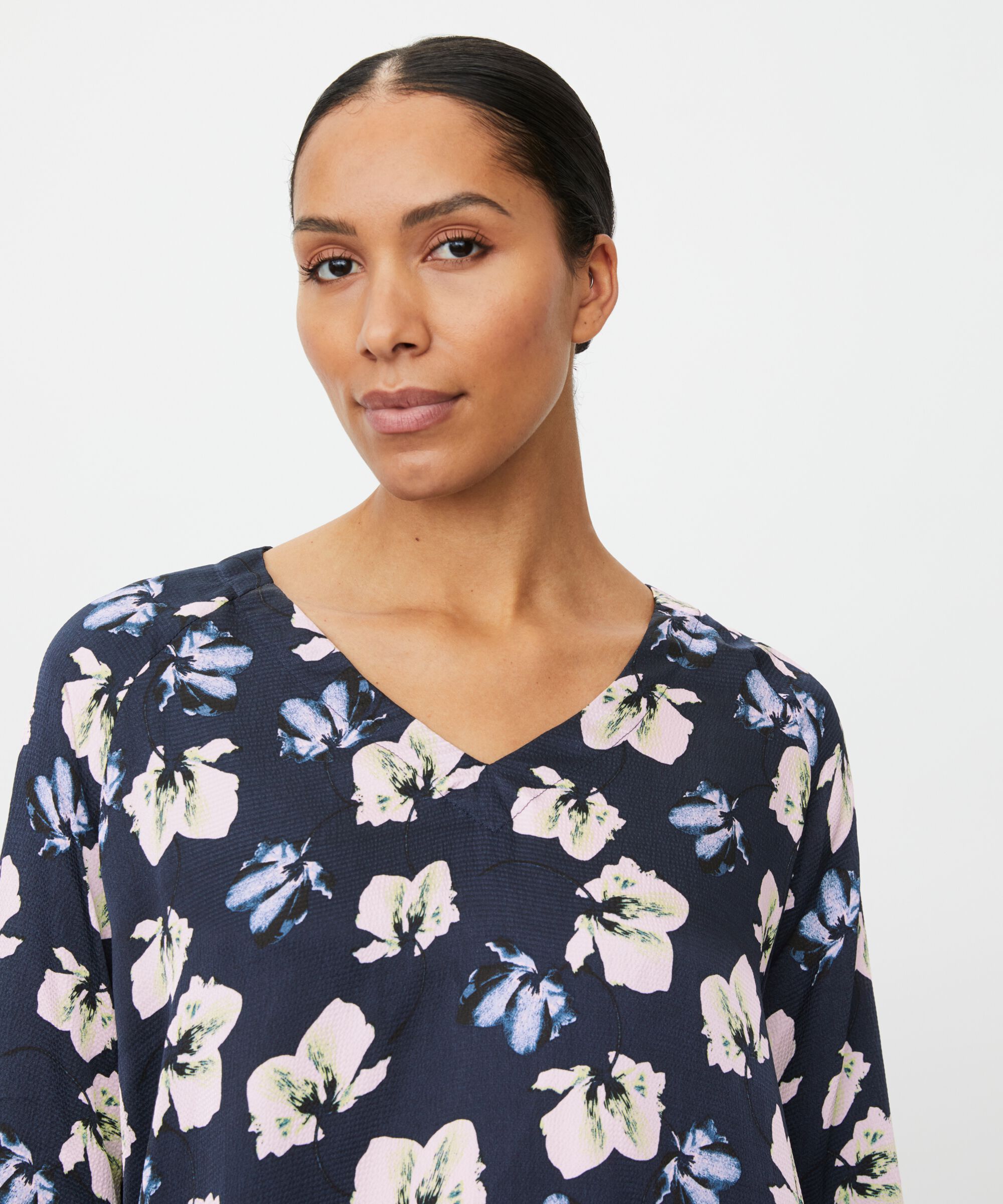 Blouse En Viscose À Col V, Navy Blazer