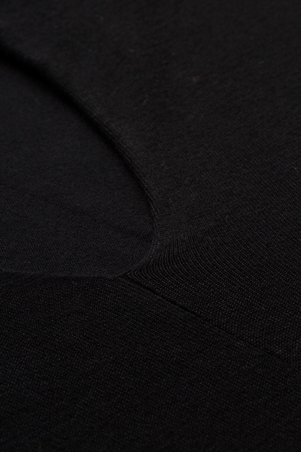 poncho en maille &agrave; coupe asym&eacute;trique, Black