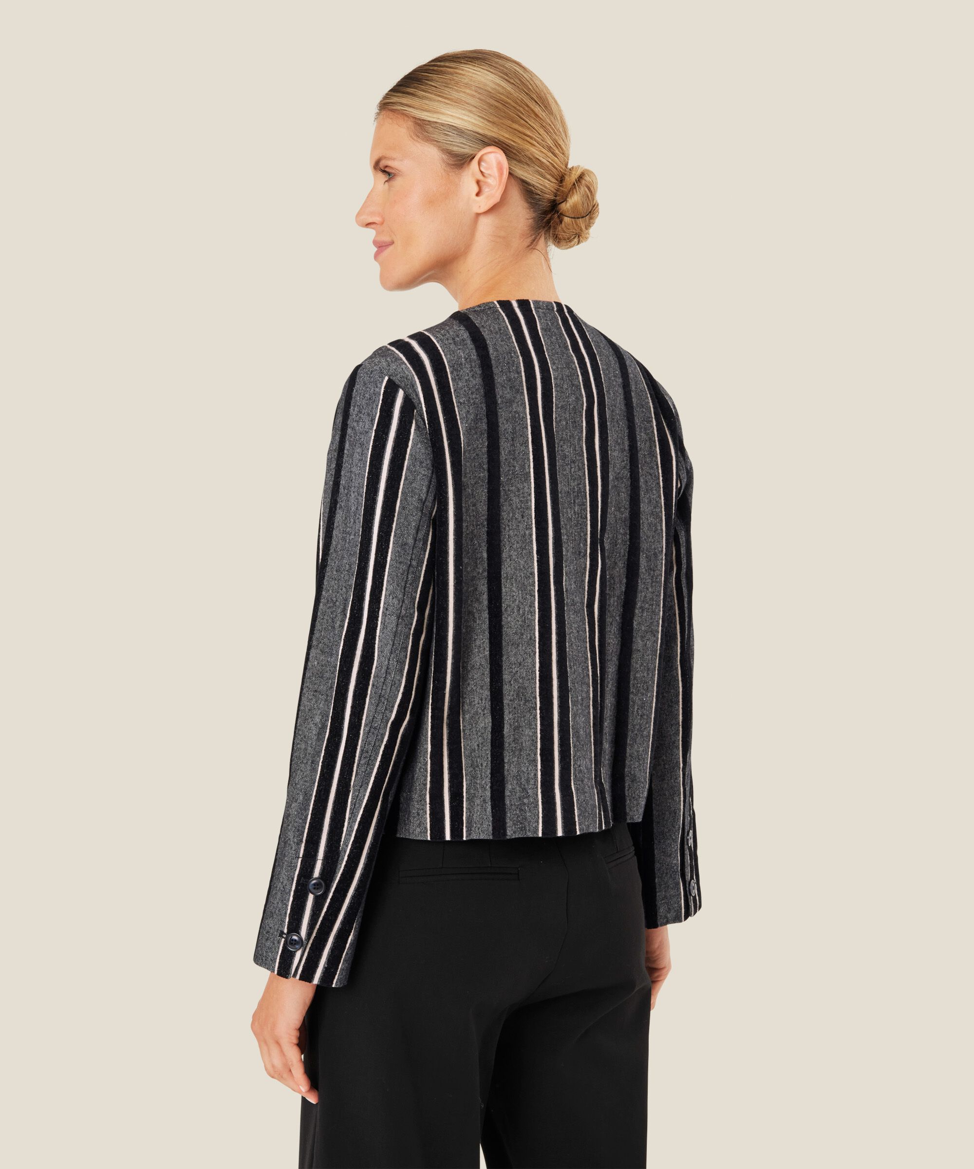 veste courte rayée avec doublure, Black