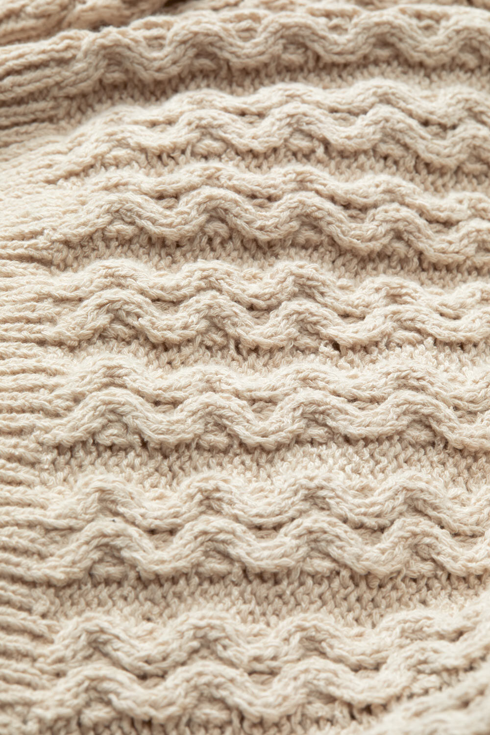 LANATA CARDIGAN, Whitecap
