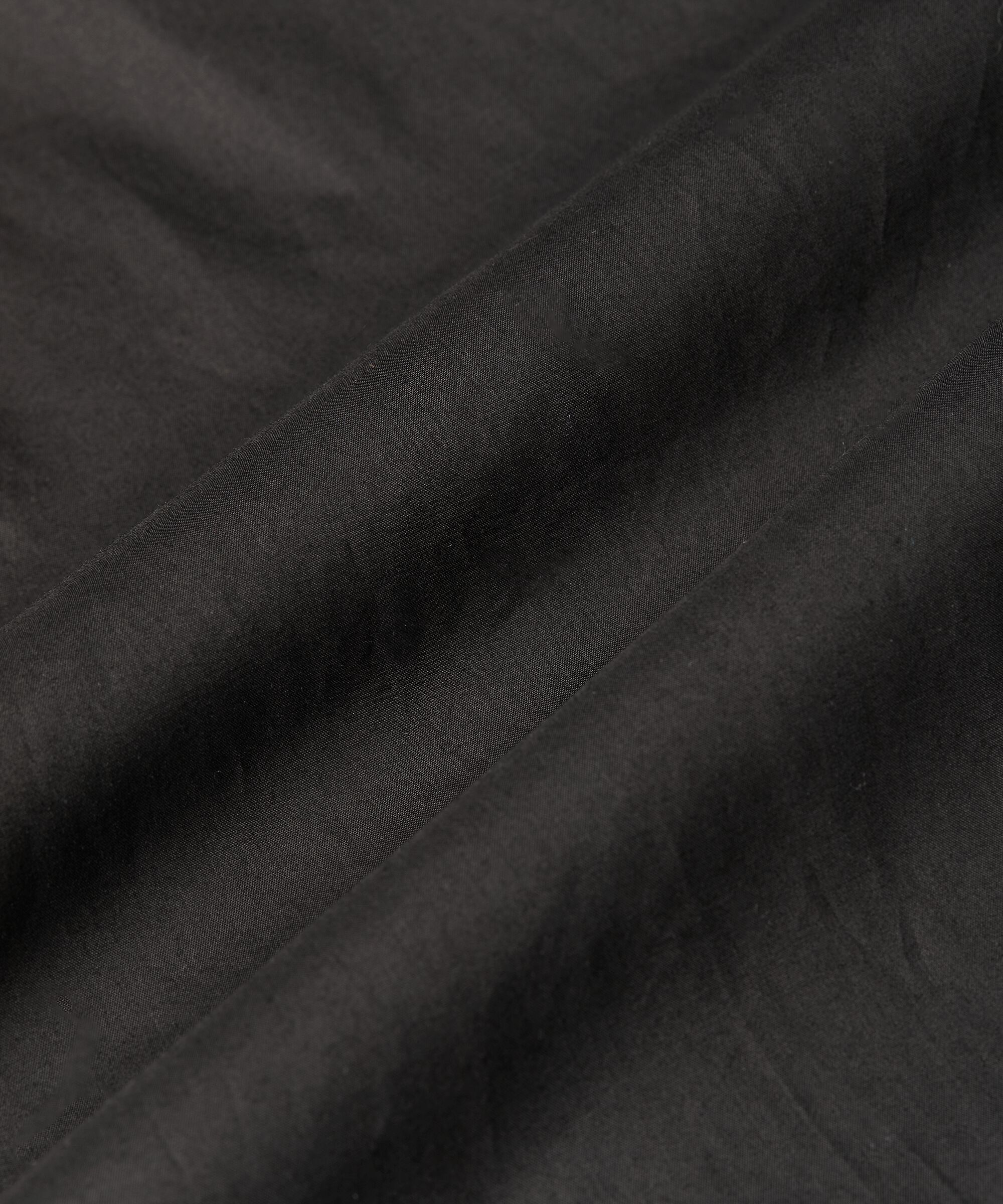 robe avec col en V et détails floraux, Black