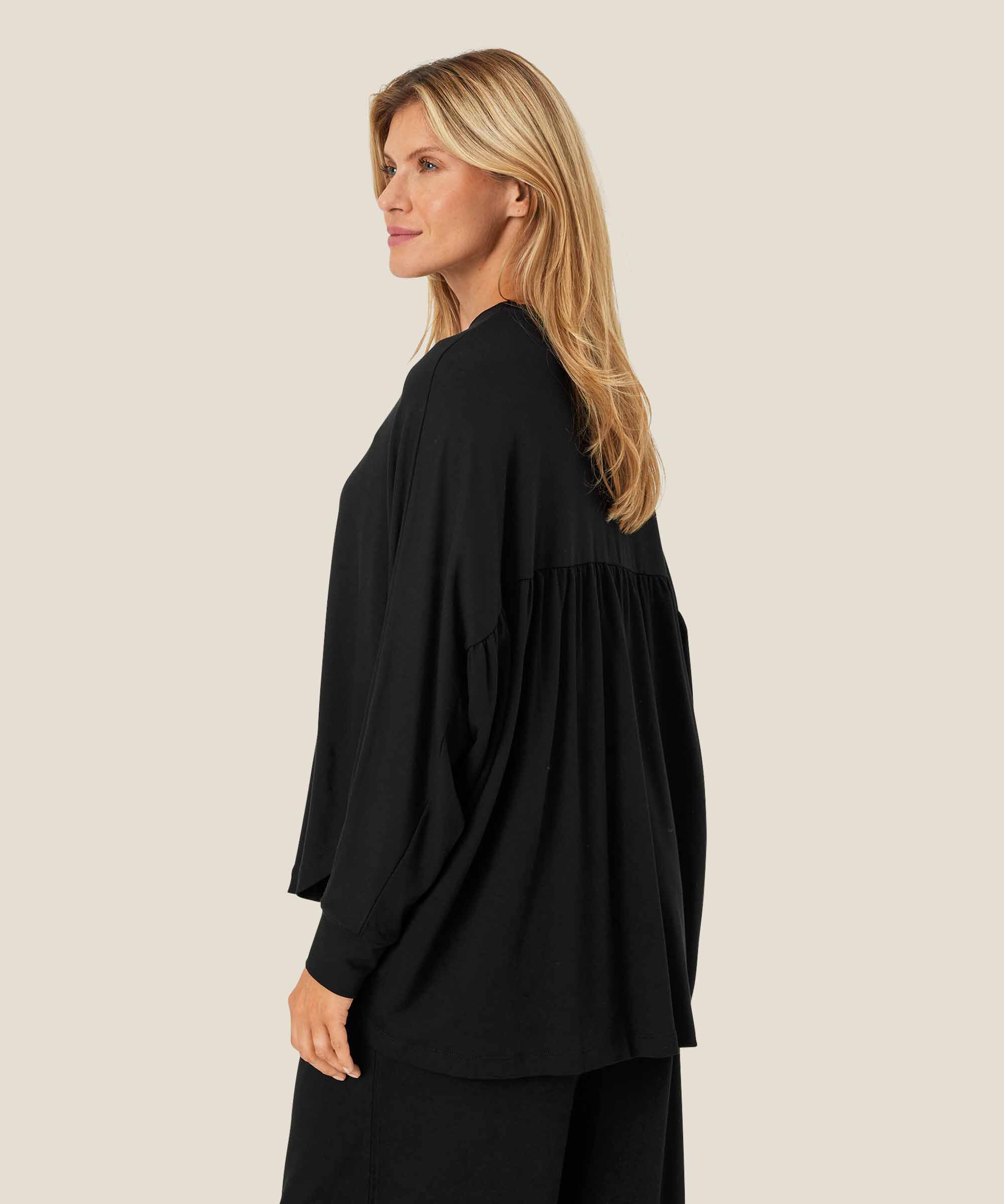 top en jersey doux à manches chauve-souris, Black