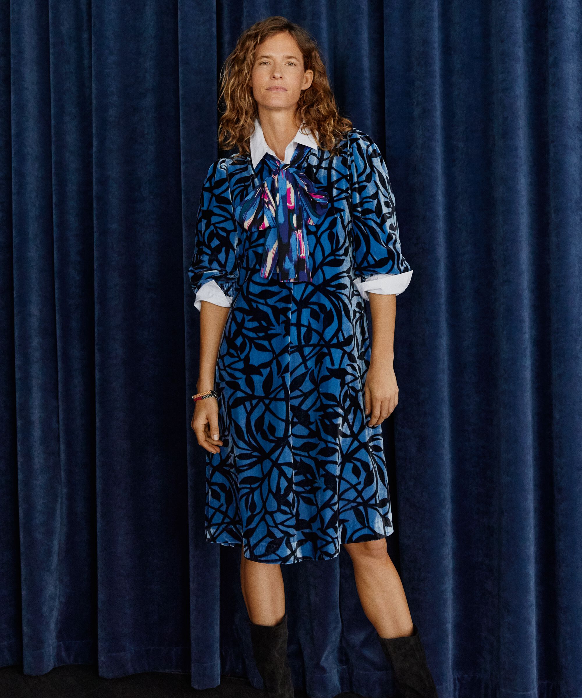 robe en velours imprimé avec col en V, Federal Blue