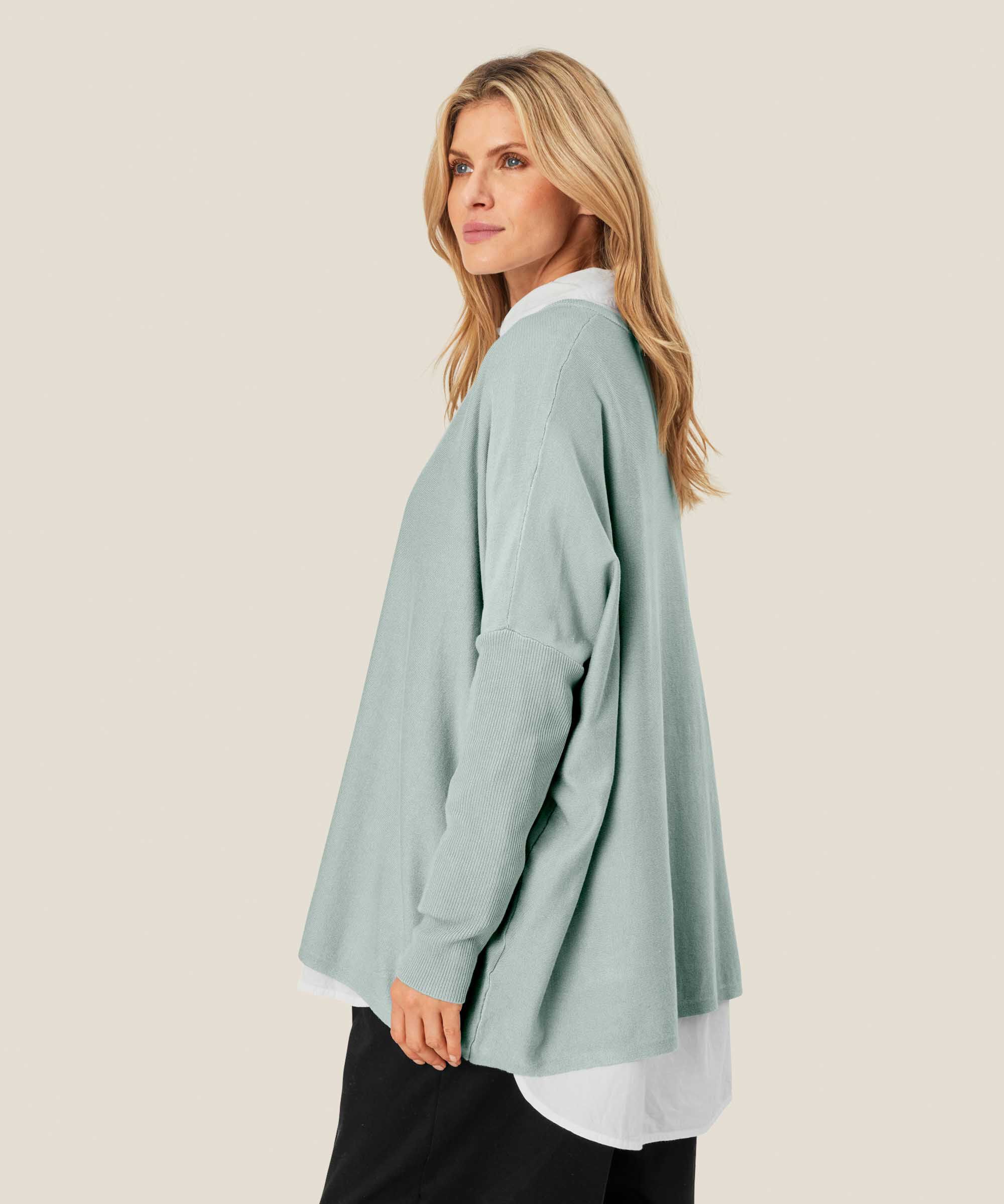 Pull En Maille Avec Col En V Et Manches Étroites, Ether