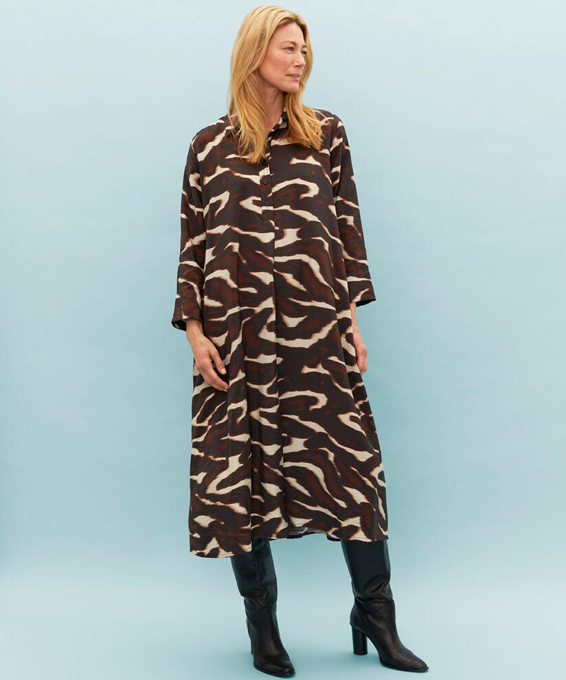 robe en viscose avec boutons et col, Coffee Bean