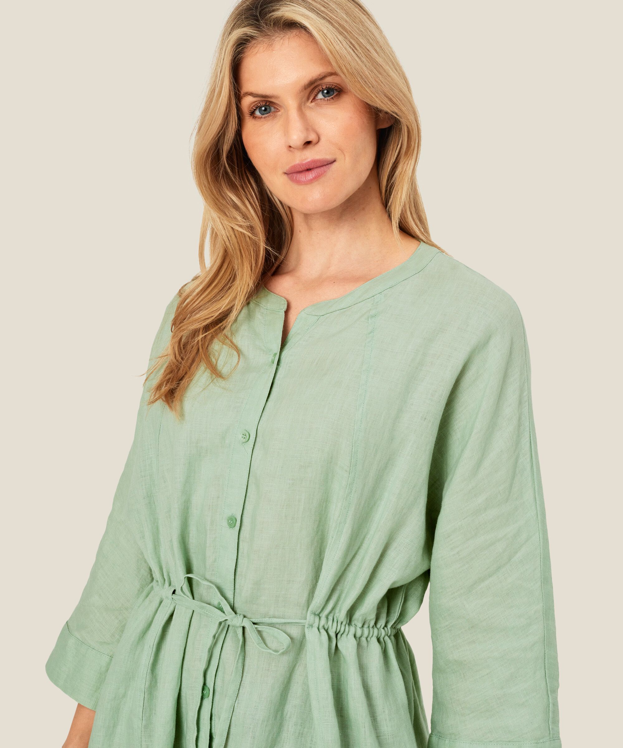 chemise en lin avec taille courante, Frosty Green