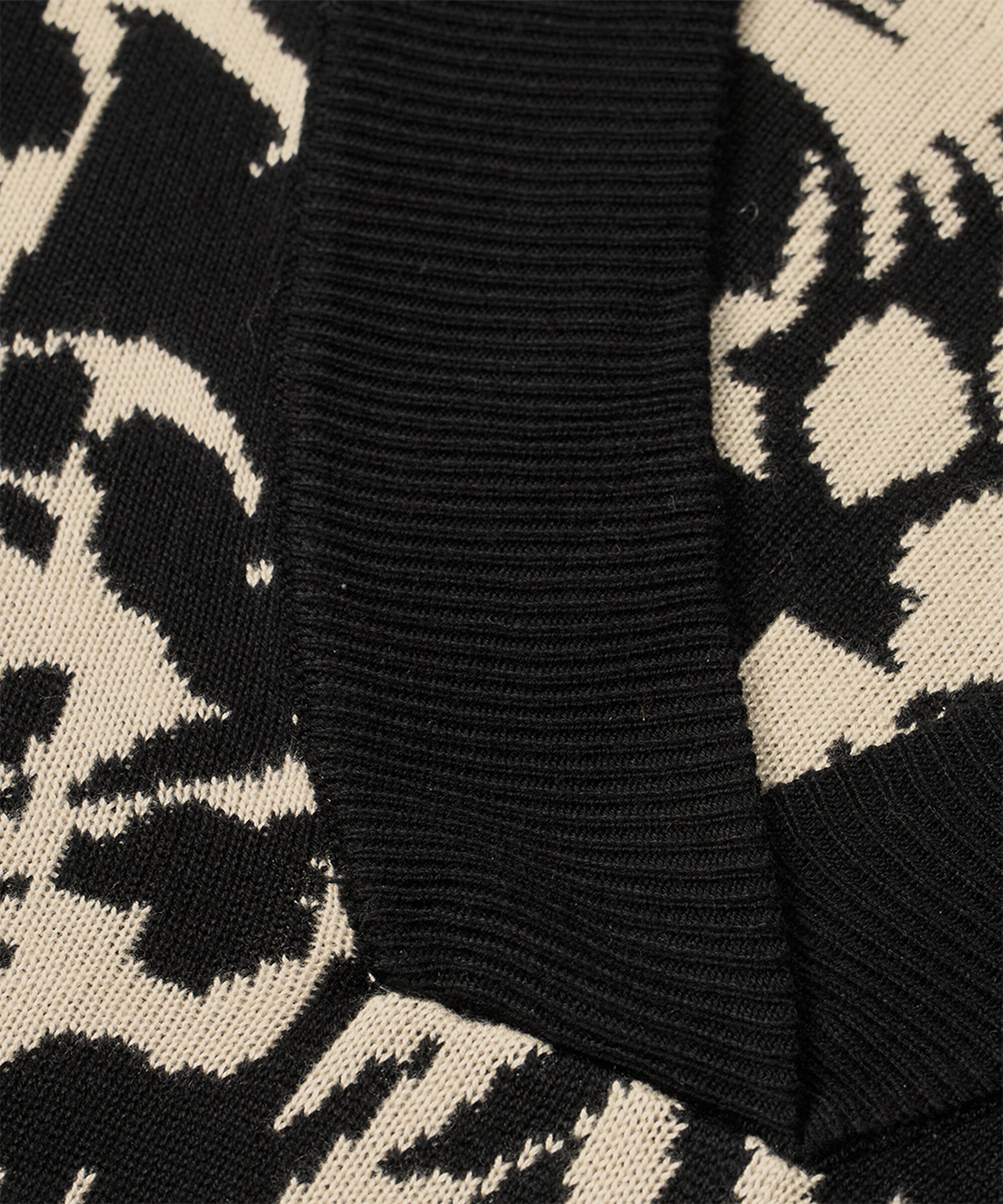 pull en maille fleurie avec encolure contrastée, Black