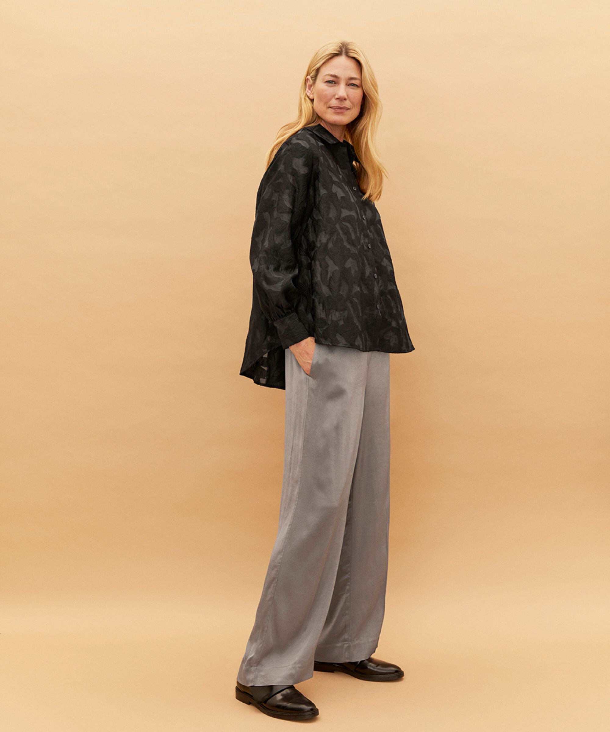 chemise tissée en jacquard avec drapés au dos, Black