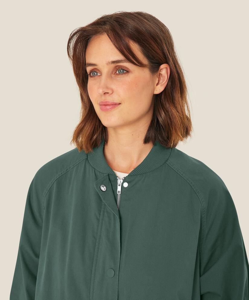manteau avec fermeture éclair, boutons et ceinture, Balsam Green