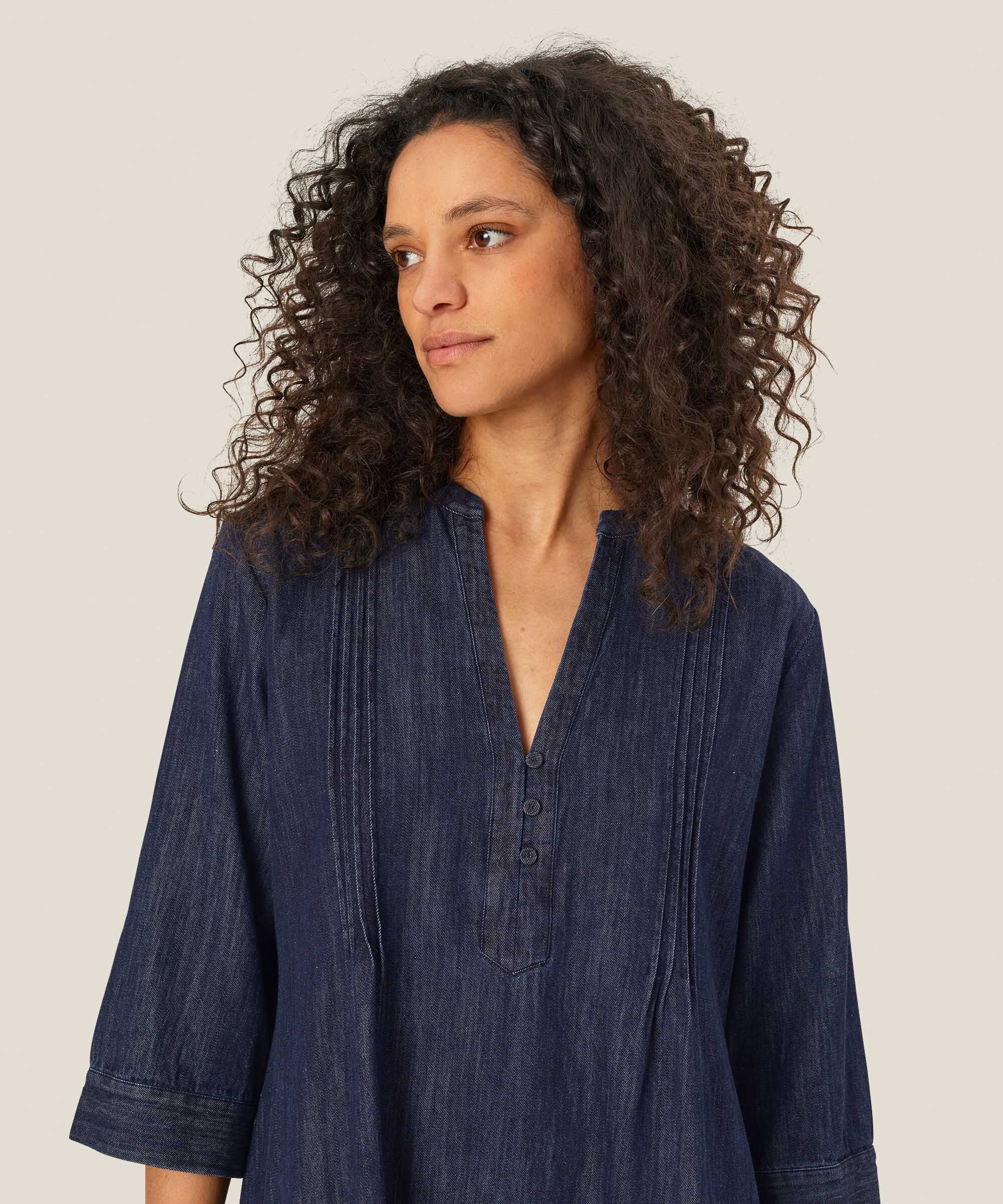 robe en jean à col en V profond, Dark Denim