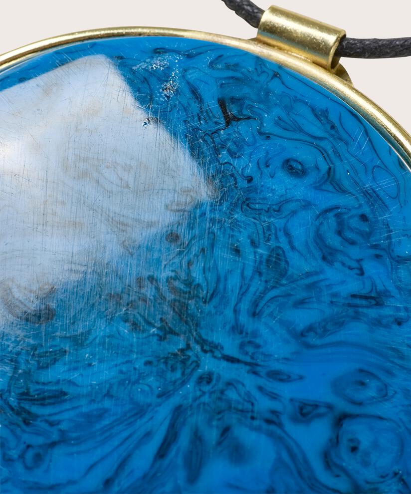 collier effet marbre avec longueur réglable, Ultramarine
