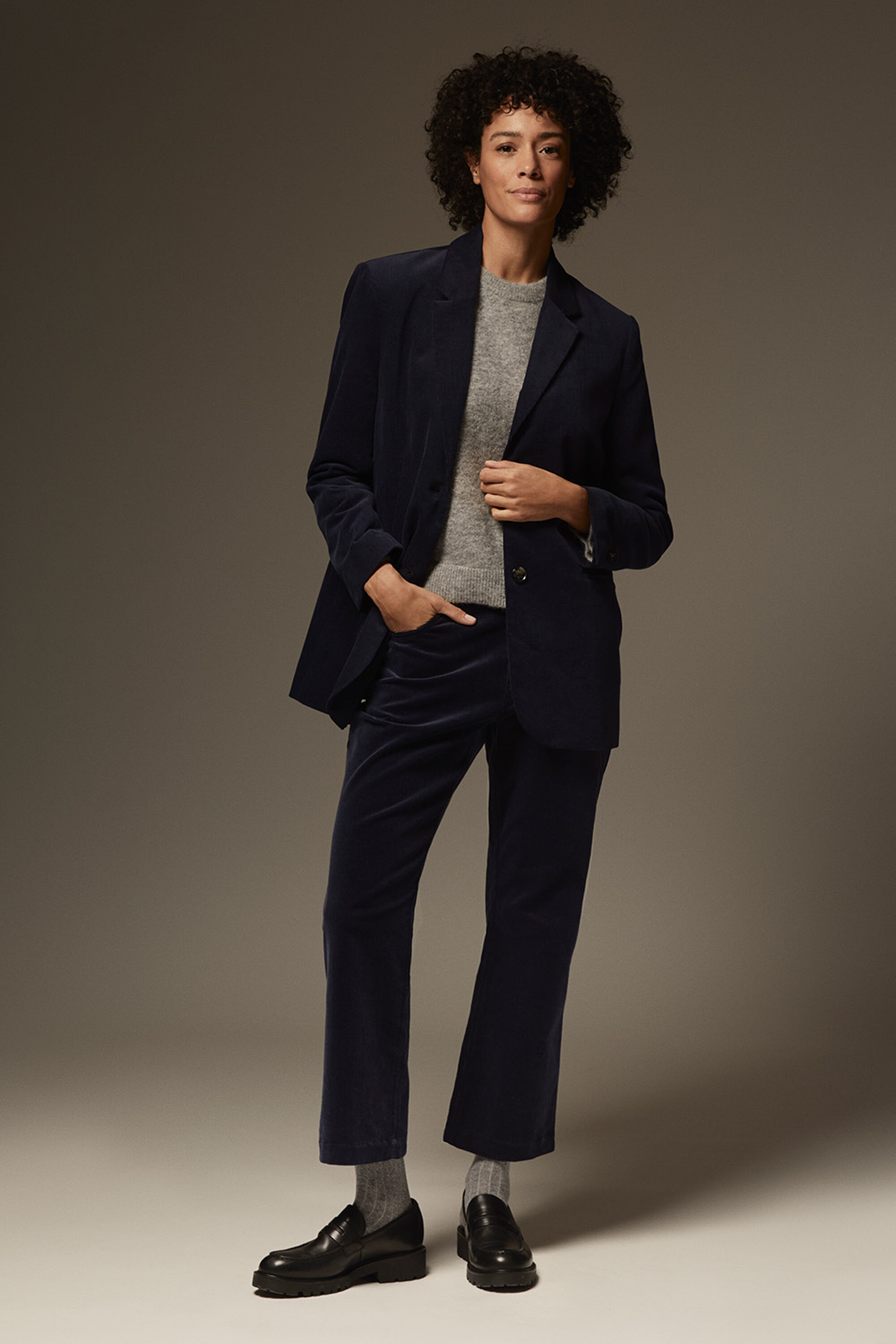 blazer classique en velours - Navy Blazer, pantalon court en velours côtelé avec ceinture fixe - Navy Blazer