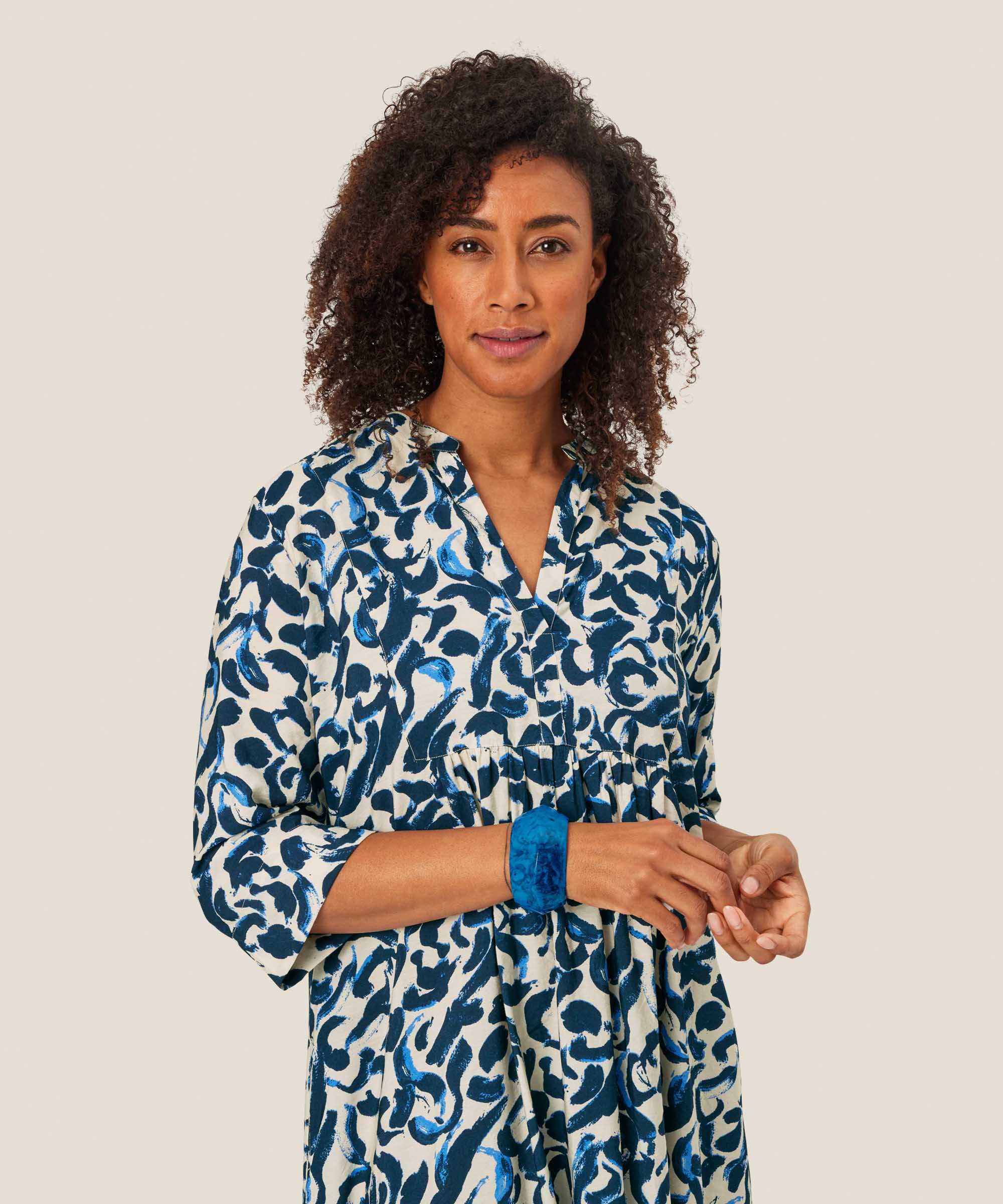 bracelet sculptural avec effet marbré, Ultramarine