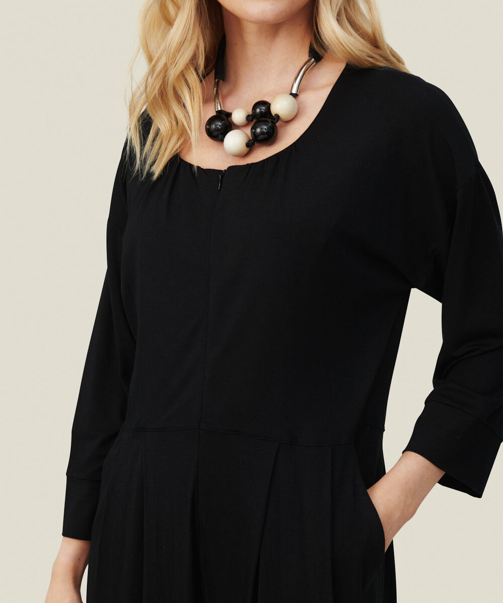 RETANY NECKLACE, Black