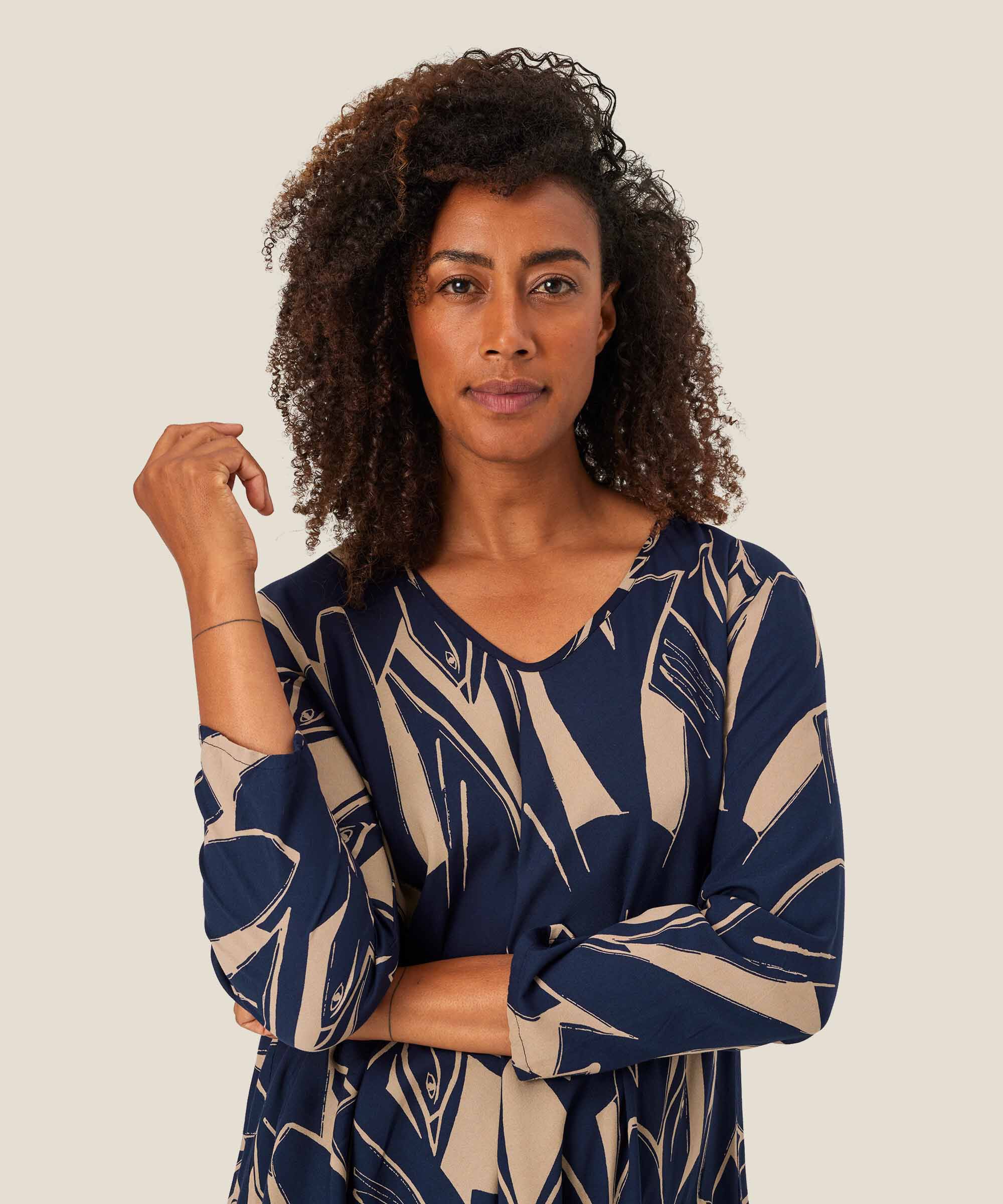 blouse en viscose à col v et manches longues, Navy Blazer
