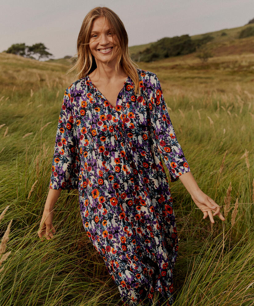 Robe fleurie en viscose avec liens et poches fendues, Meadow Violet