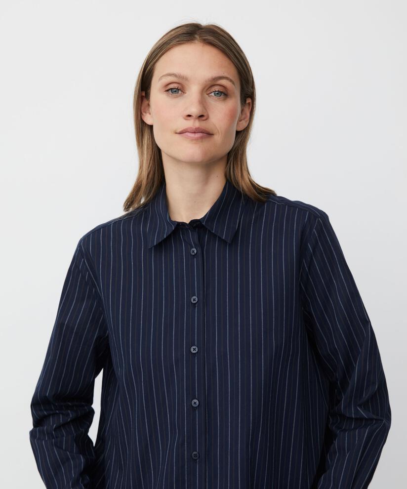 chemise en coton à rayures fines avec dos plus long, Navy Blazer