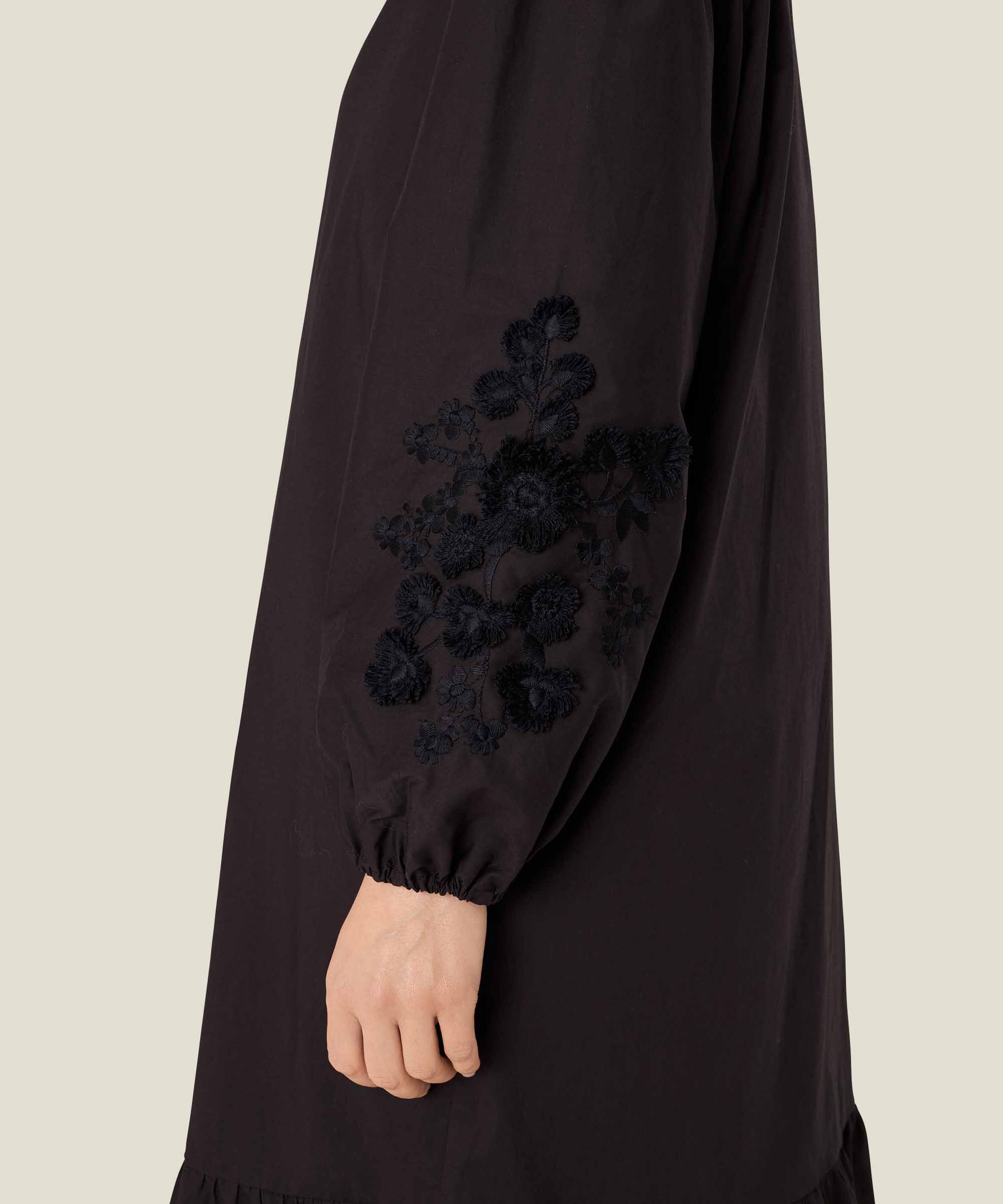 robe avec col en V et détails floraux, Black
