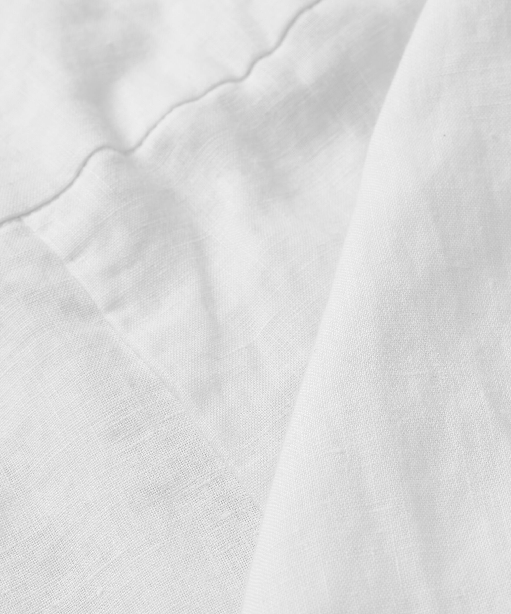 pantalon en lin avec large élastique smocké au dos, White