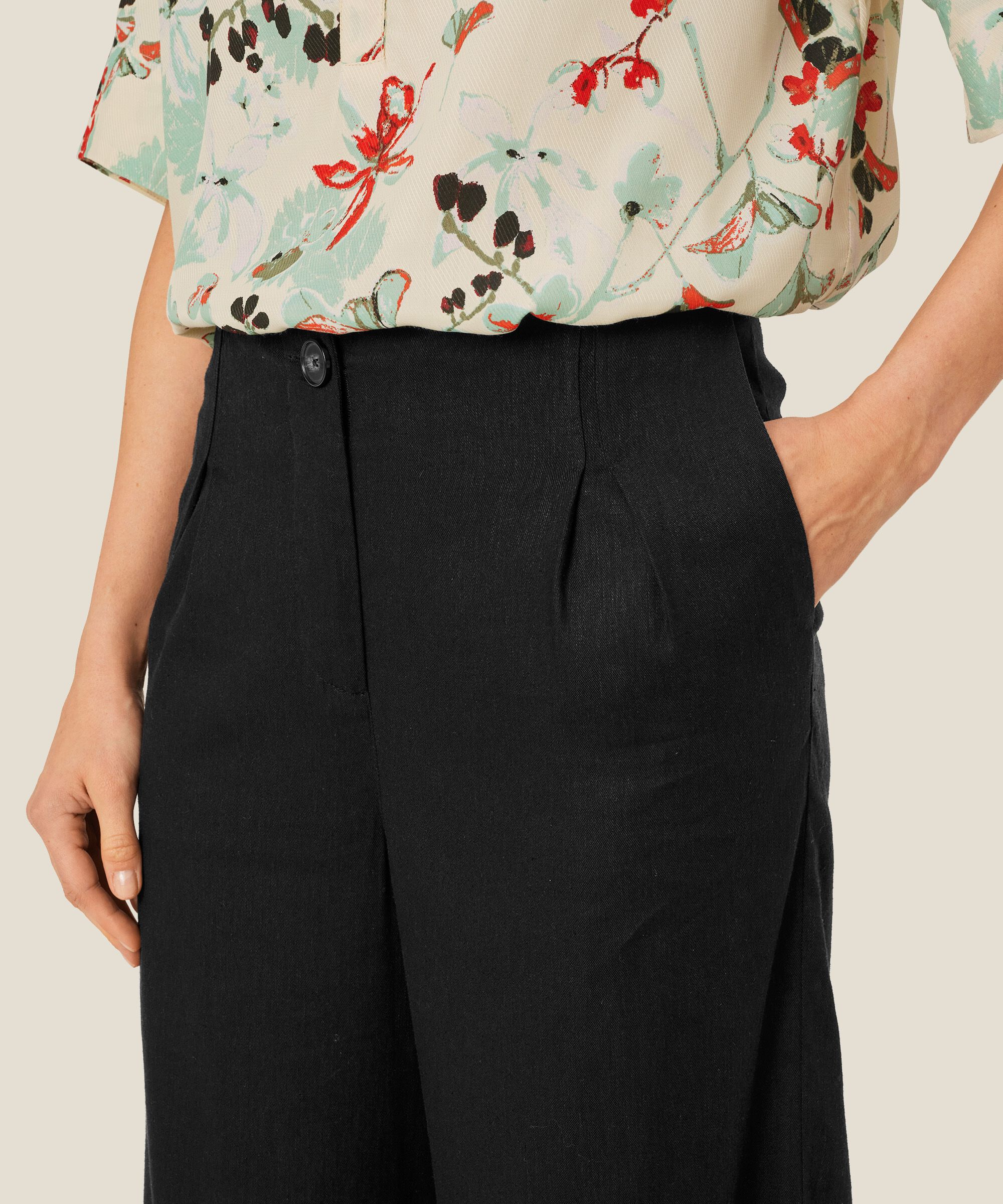 Pantalon en lin mélangé avec jambes larges et poches fendues, Black
