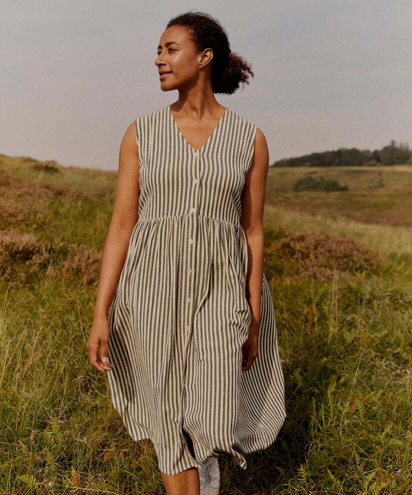 robe rayée en coton mélangé avec boutons sur le devant, Black