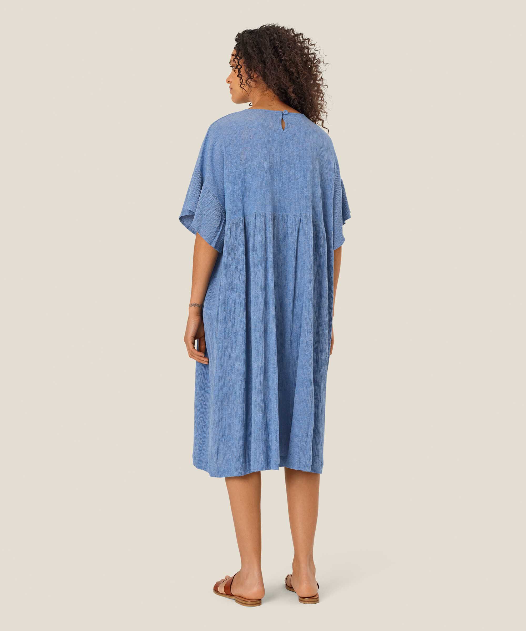robe en coton mélangé avec bouton au cou, Nebulas Blue