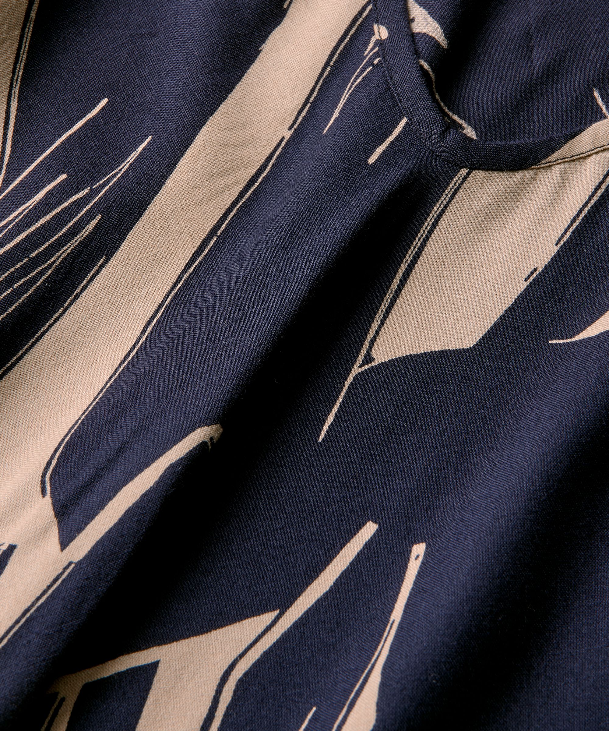 blouse en viscose à col v et manches longues, Navy Blazer