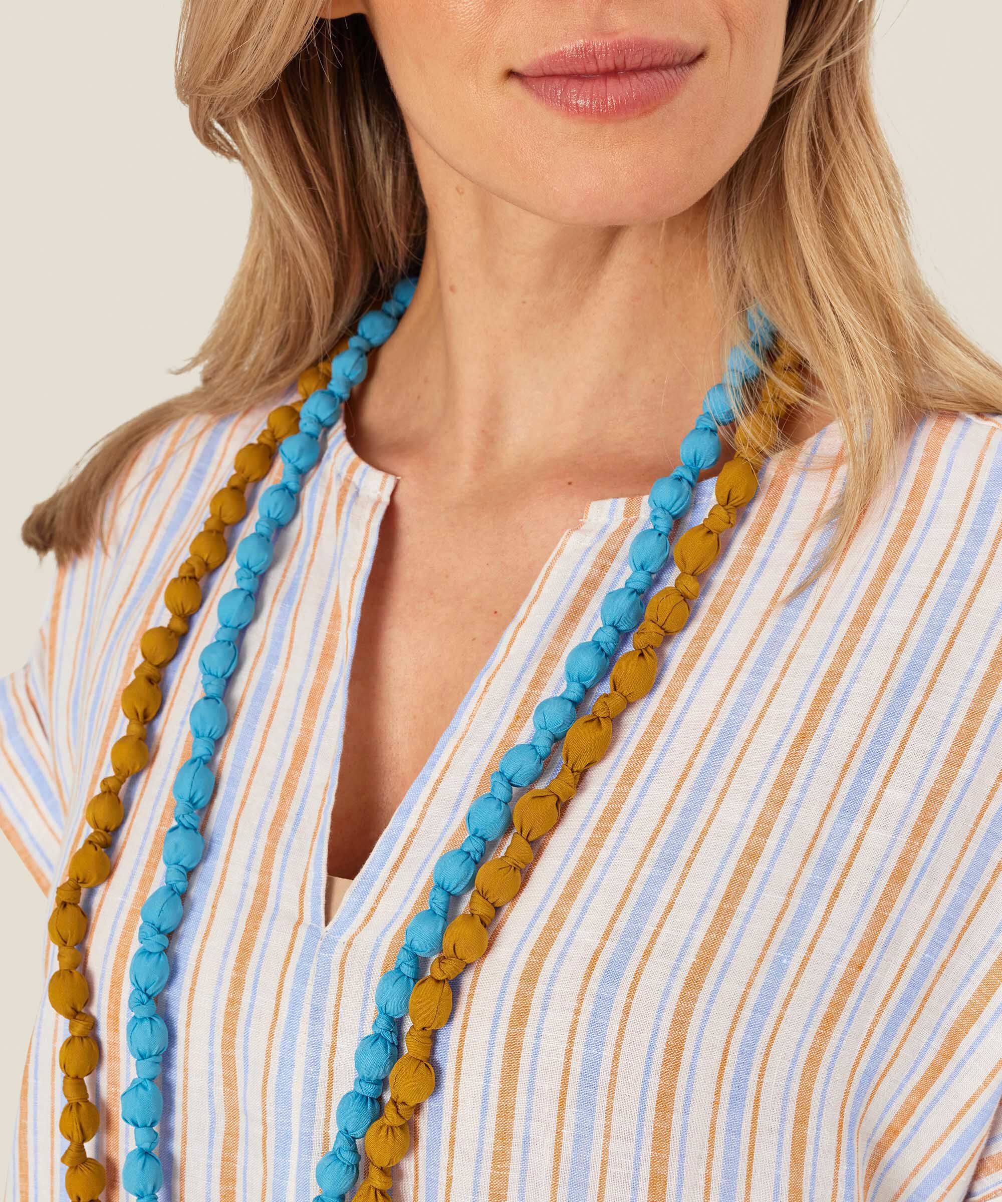 collier avec perles recouvertes de tissu, Cashew