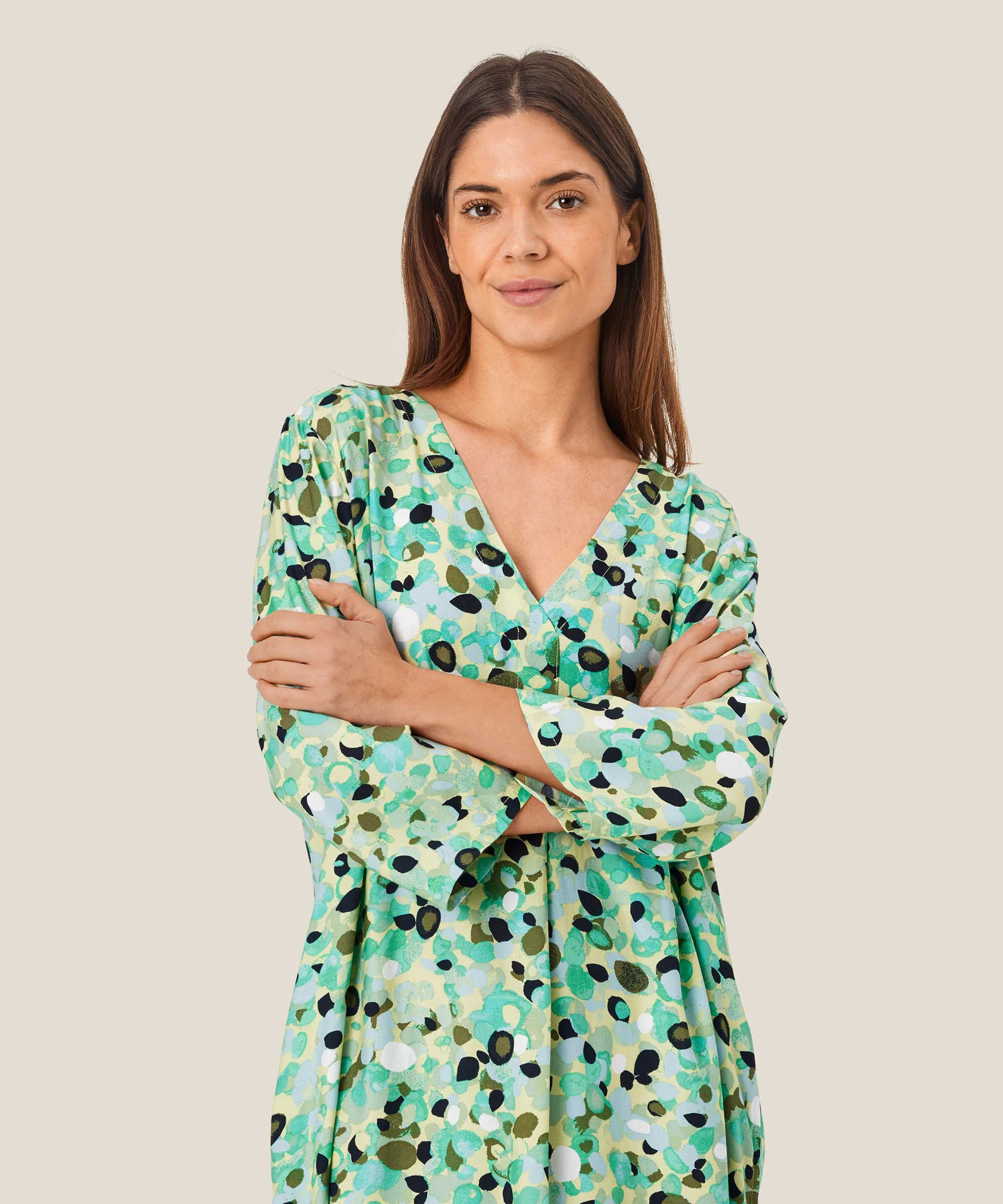 robe en viscose avec col en V et poches fendues, Winter Green