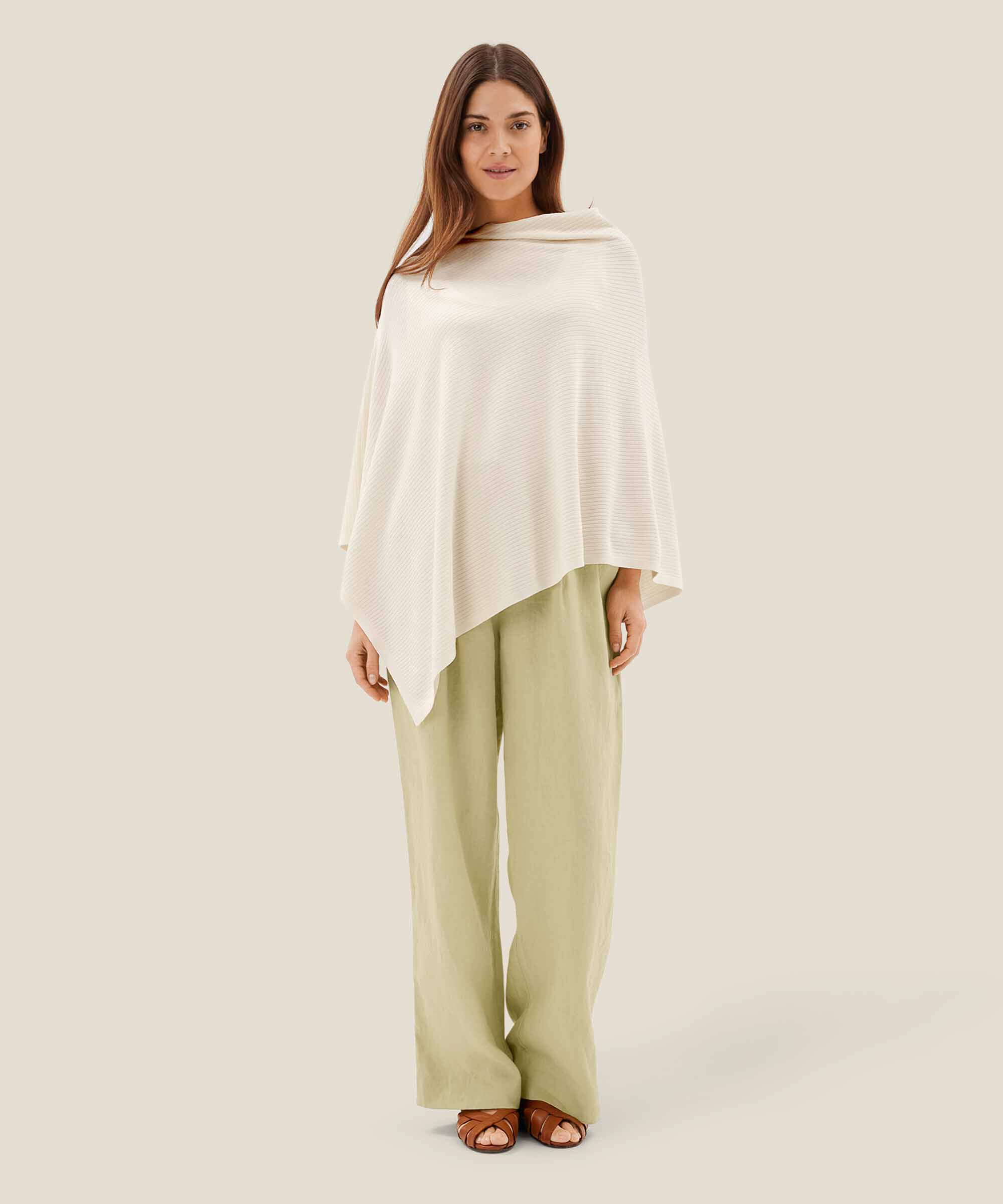 poncho tricoté avec bas asymétrique, Jet Stream