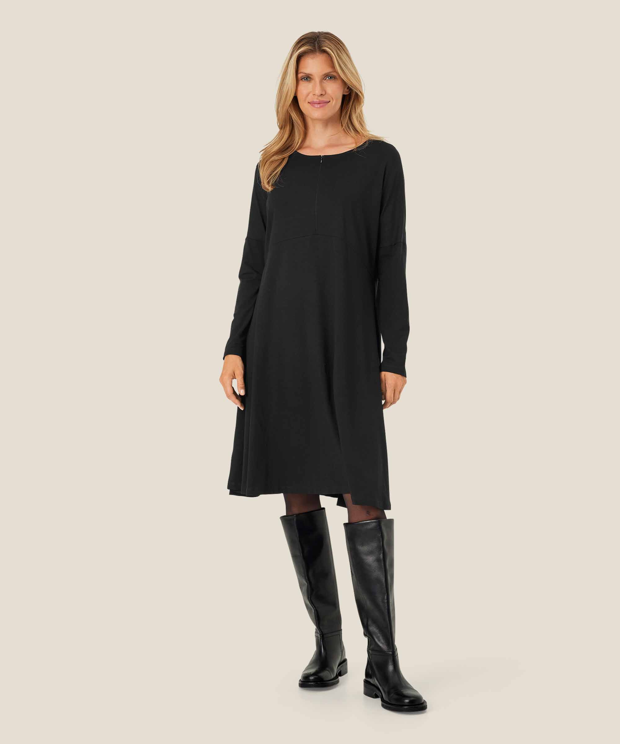 robe en jersey à manches longues avec zip au cou, Black