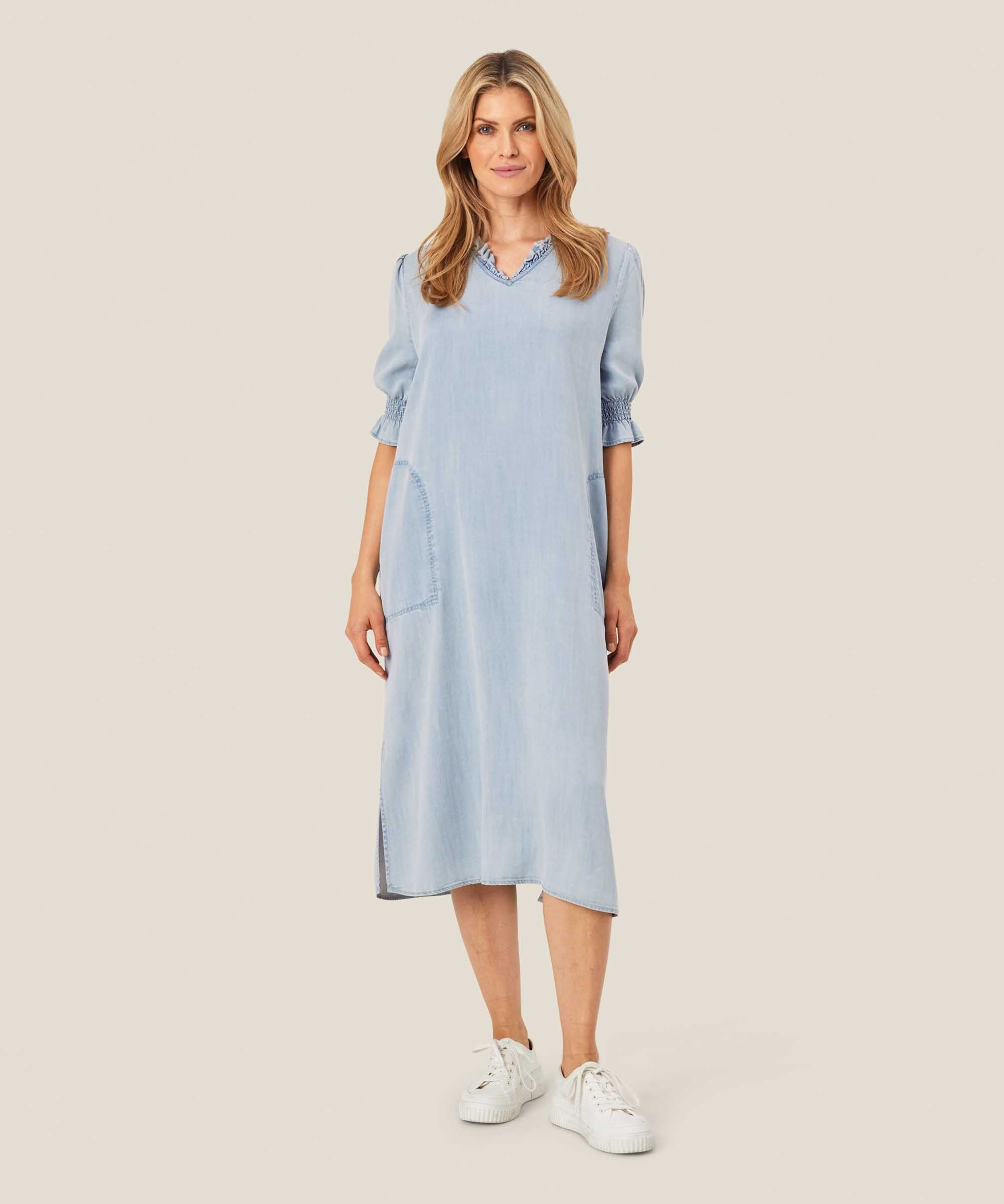 robe en jean avec volants au niveau du cou et poches fendues, Light Denim