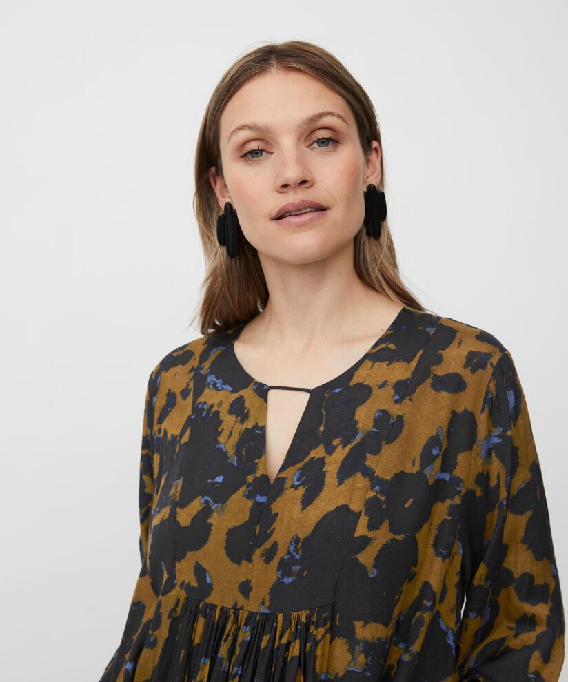 robe en viscose à plis et poches fendues, Breen