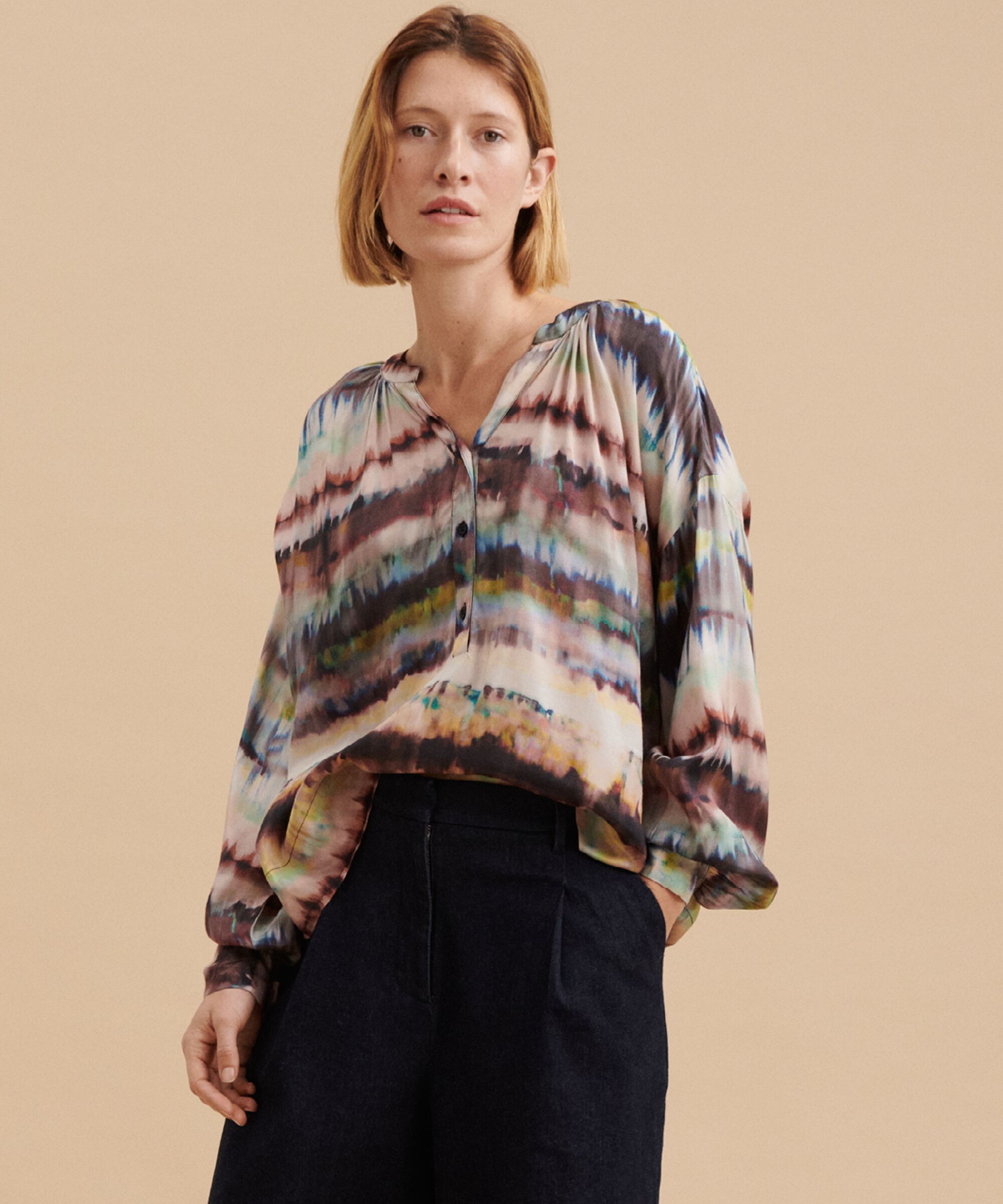 Blouse col v avec patte de boutonnage, Misty Rose