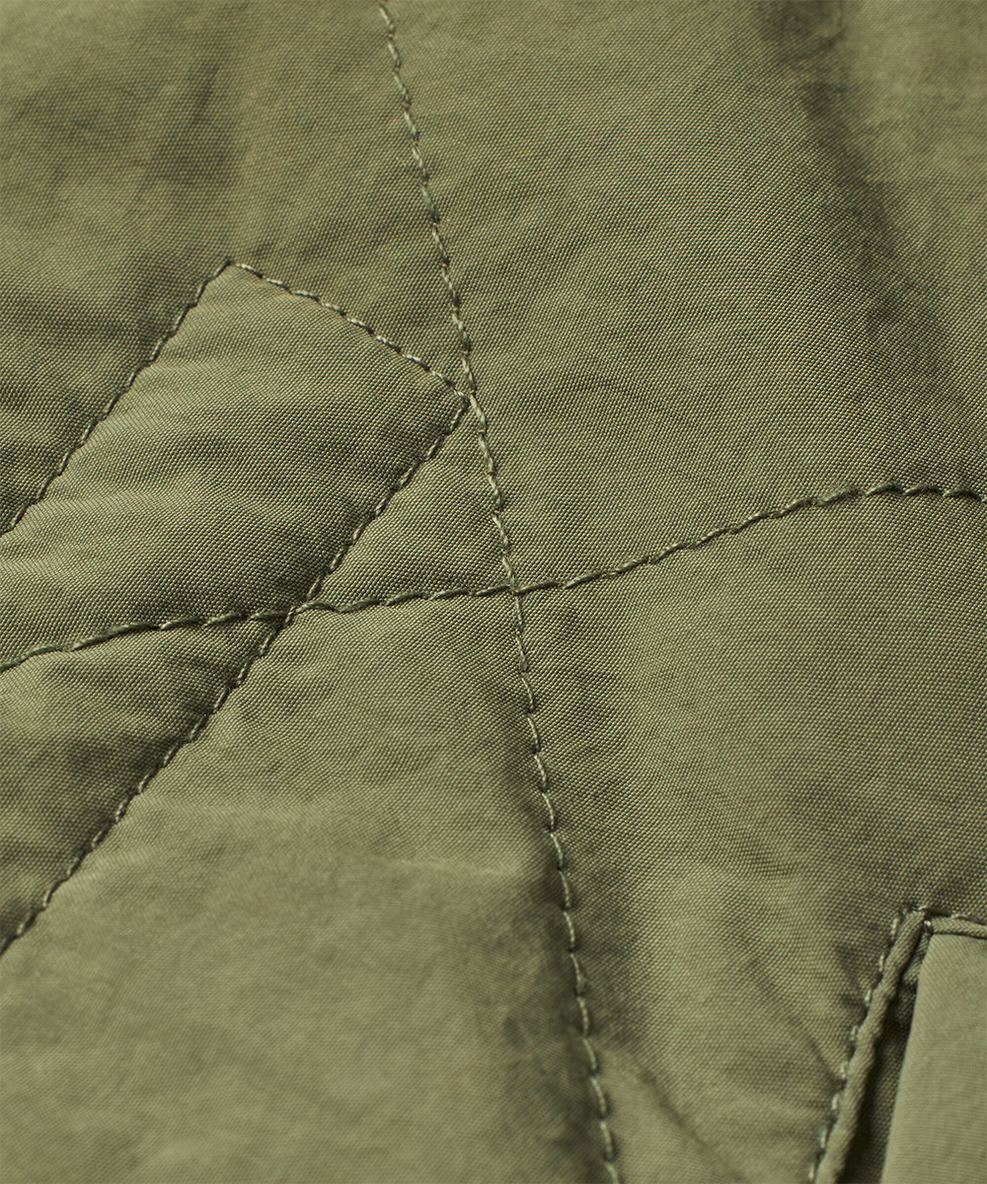 Veste matelassée avec détails côtelés et poches fendues, D. Lichen Green