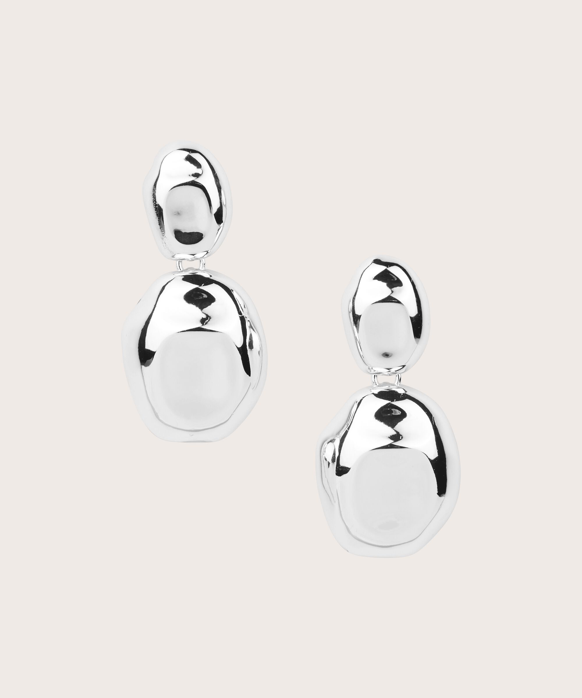 boucles d'oreilles sculpturales couleur argent, Silver