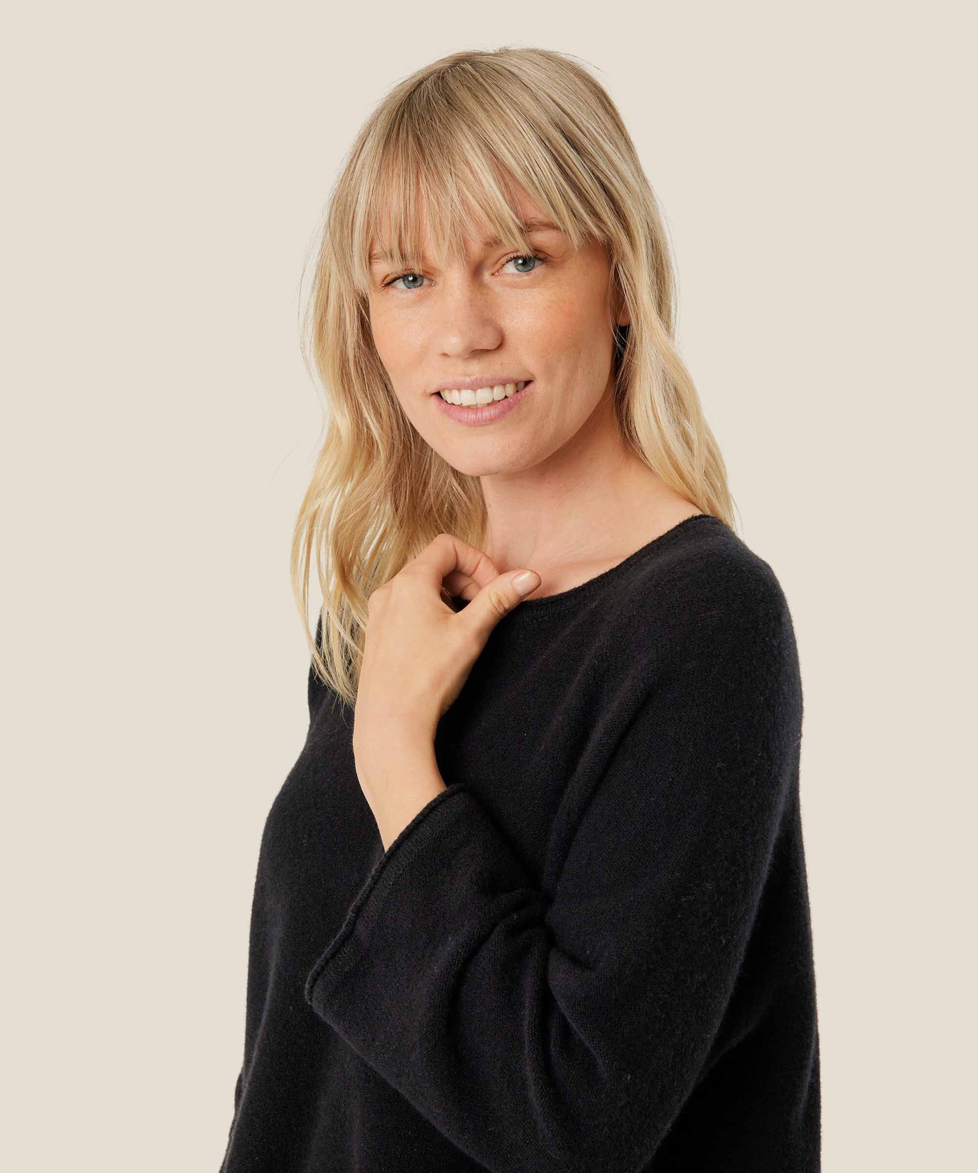 pull en laine à manches 3/4, Black