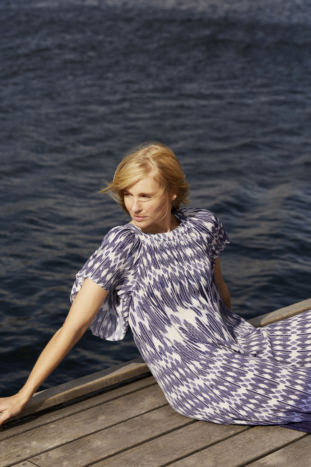 robe longue en viscose &agrave; manches courtes - Medieval Blue