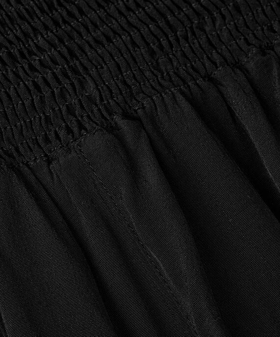 Pantalon En Viscose Avec Large Élastique Smocké Au Dos Et Détail Boutonné, Black