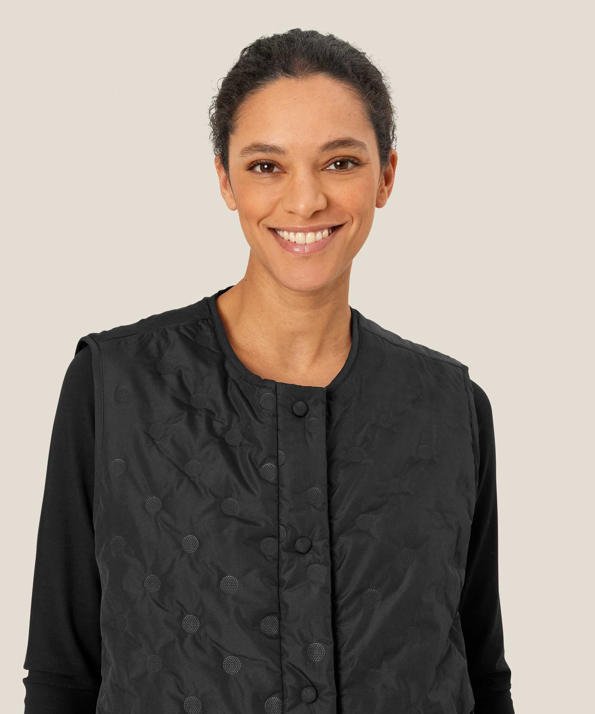 gilet matelassé avec fermeture à bouton-pression, Black